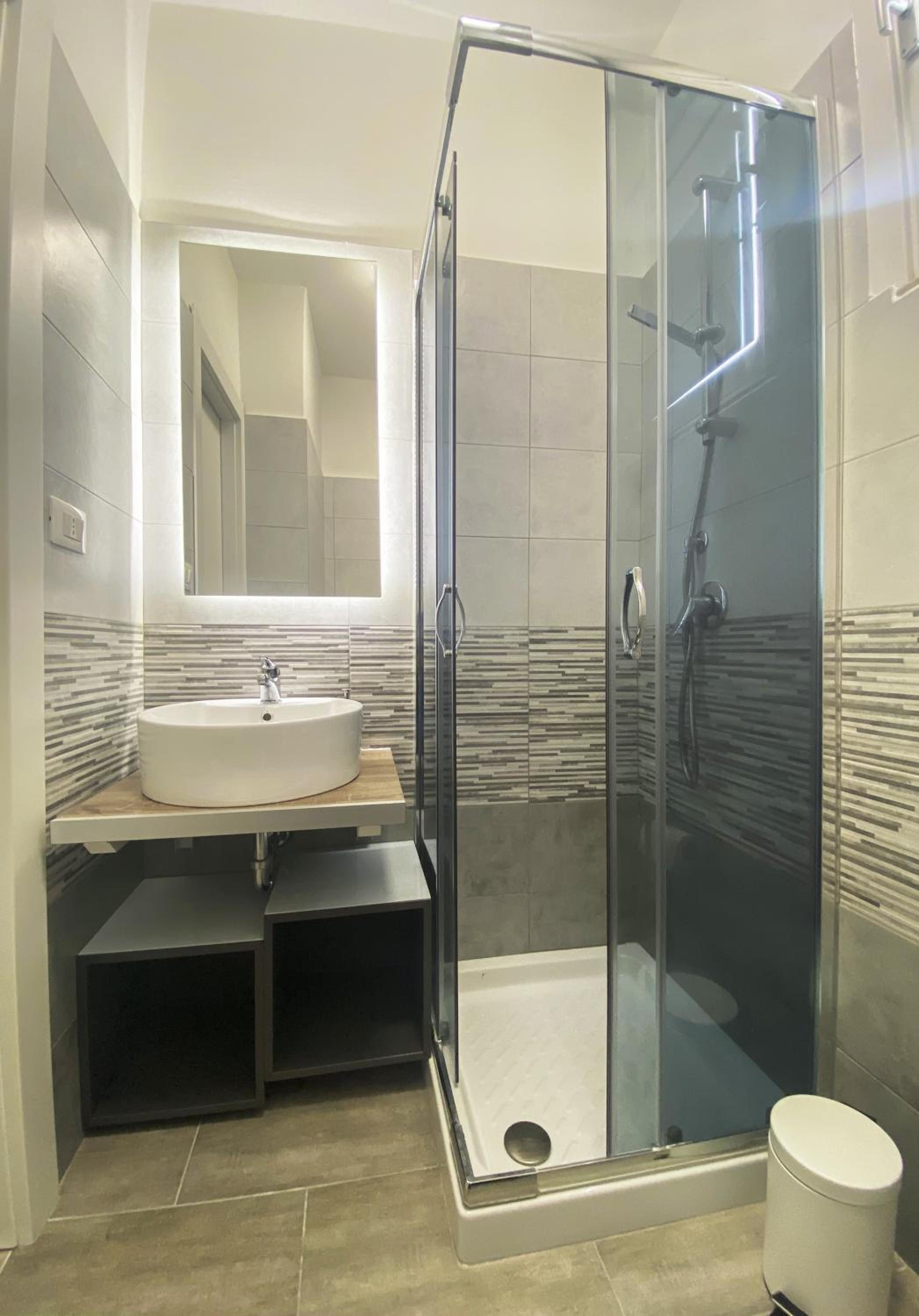 One-Bedroom Apartment - Photo 16