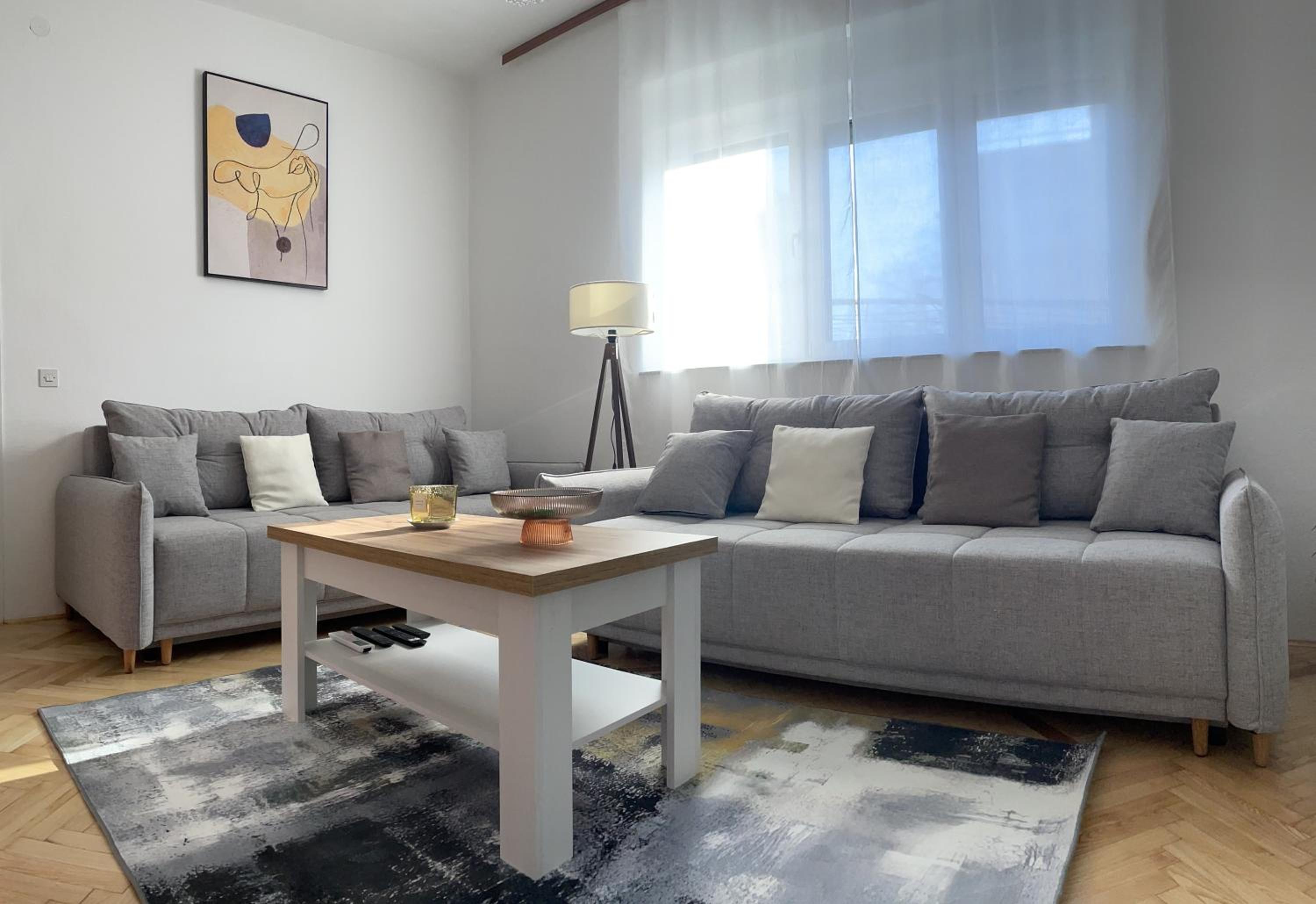 Apartment with Terrace photo 1
