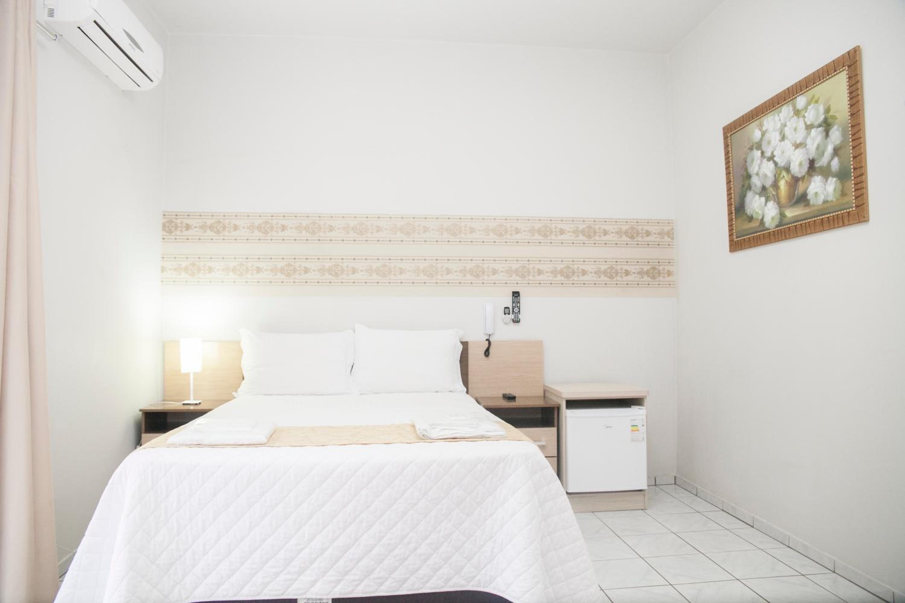 Apartment with Balcony photo 1