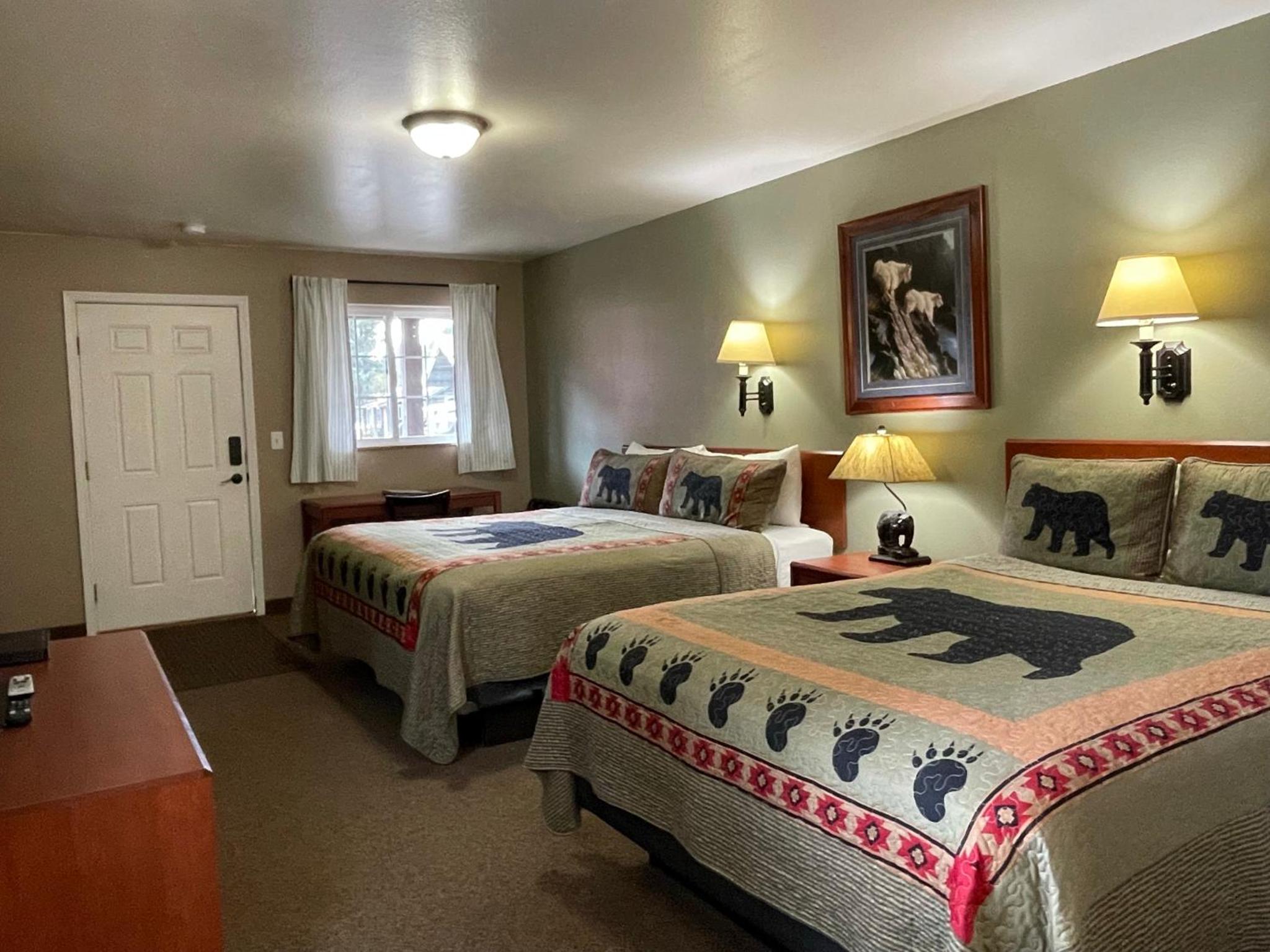 Deluxe Double Room with Shower photo 3
