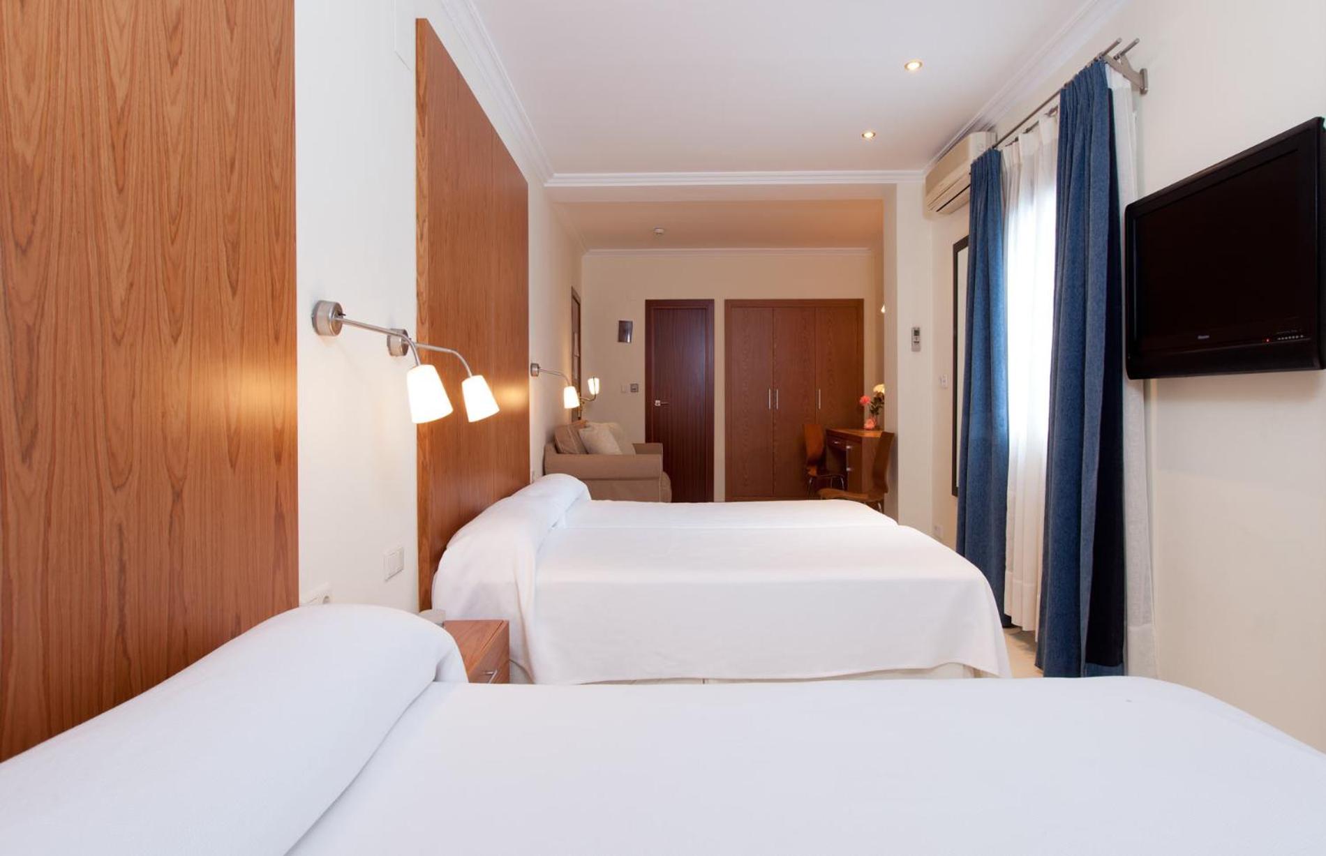 Comfort Quadruple Room photo 1