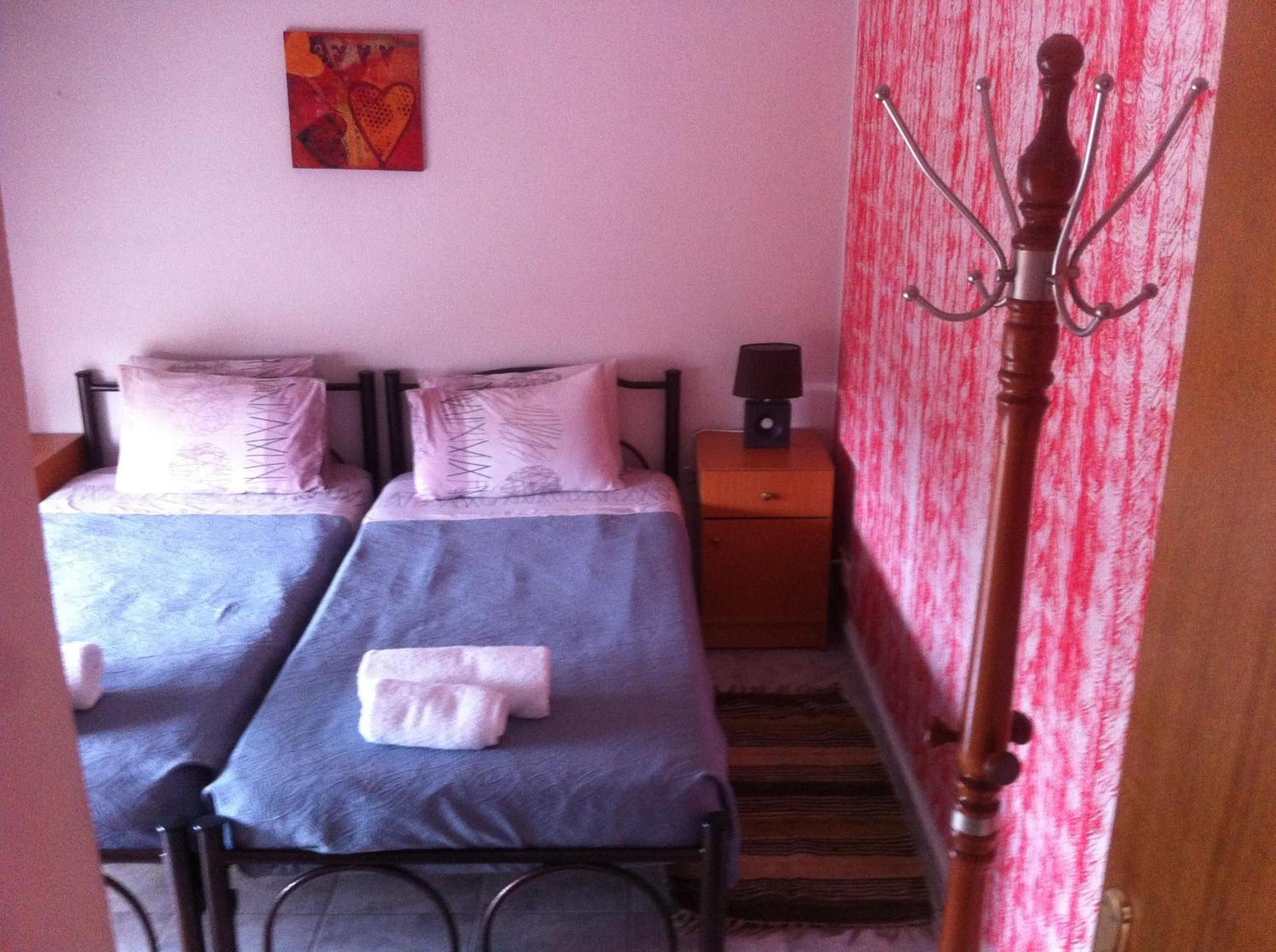 One-Bedroom Apartment - Photo 8
