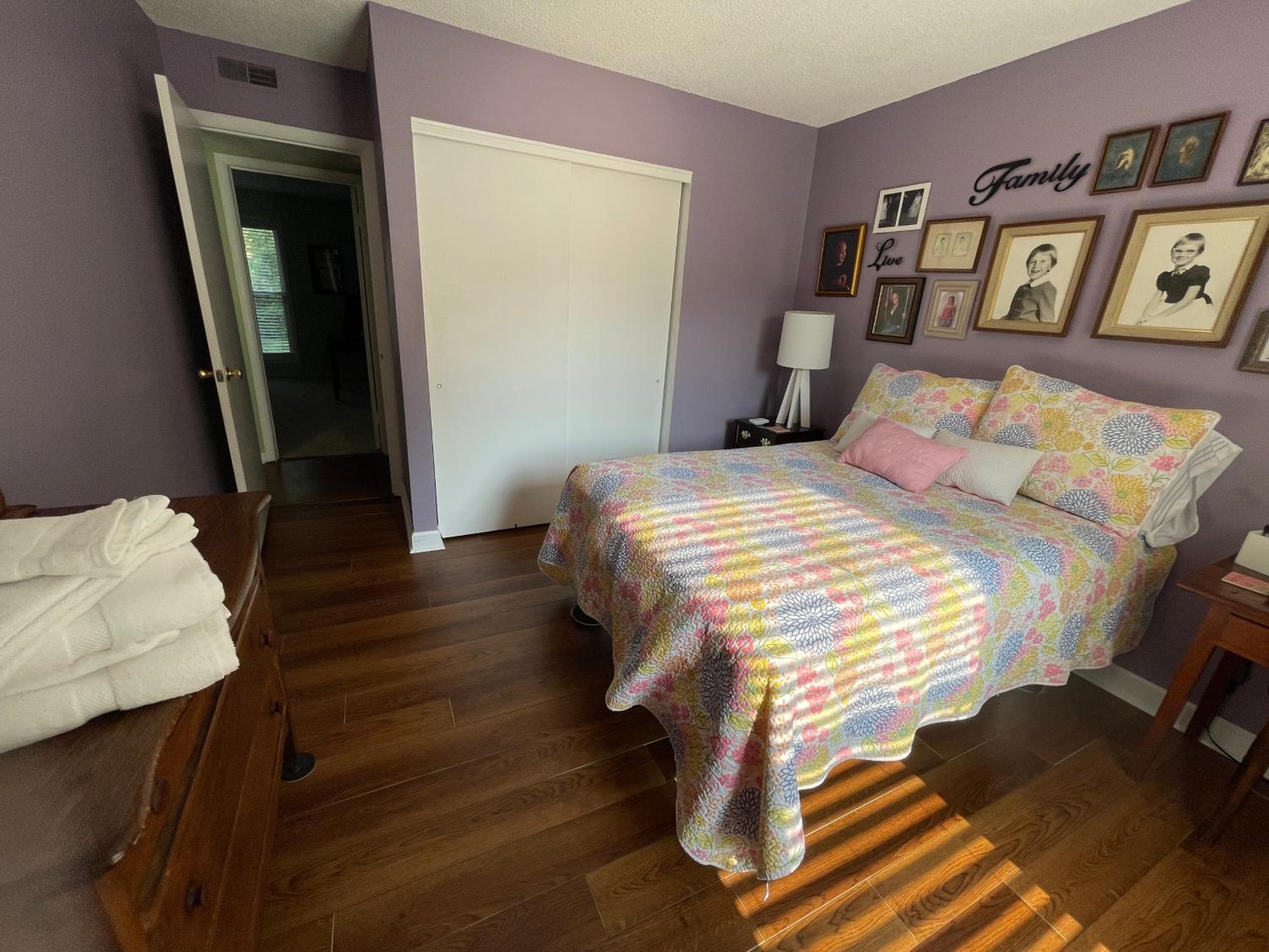 Three-Bedroom House photo 2