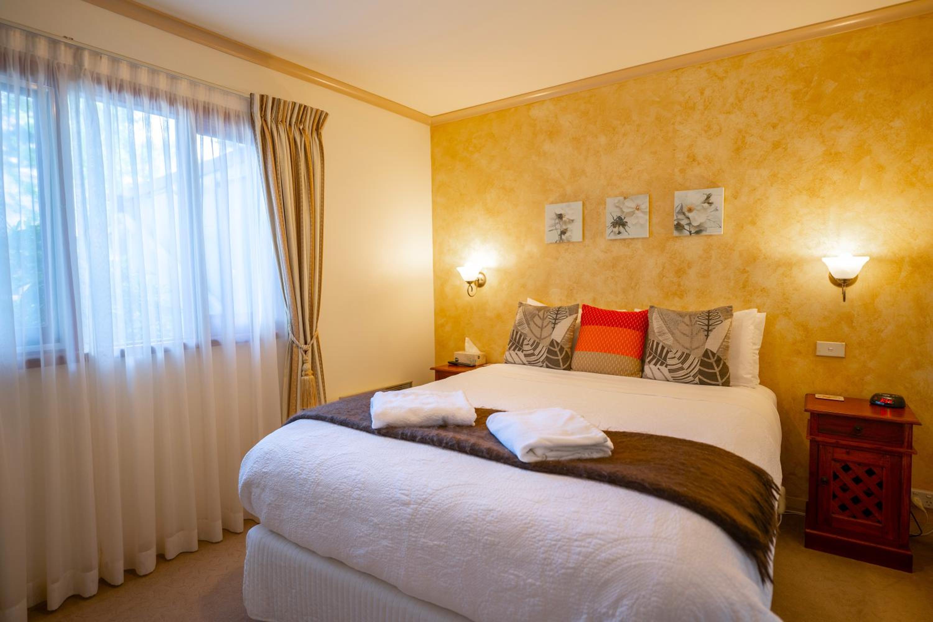 Deluxe Cozy Queen Spa Bnb - Adults Only