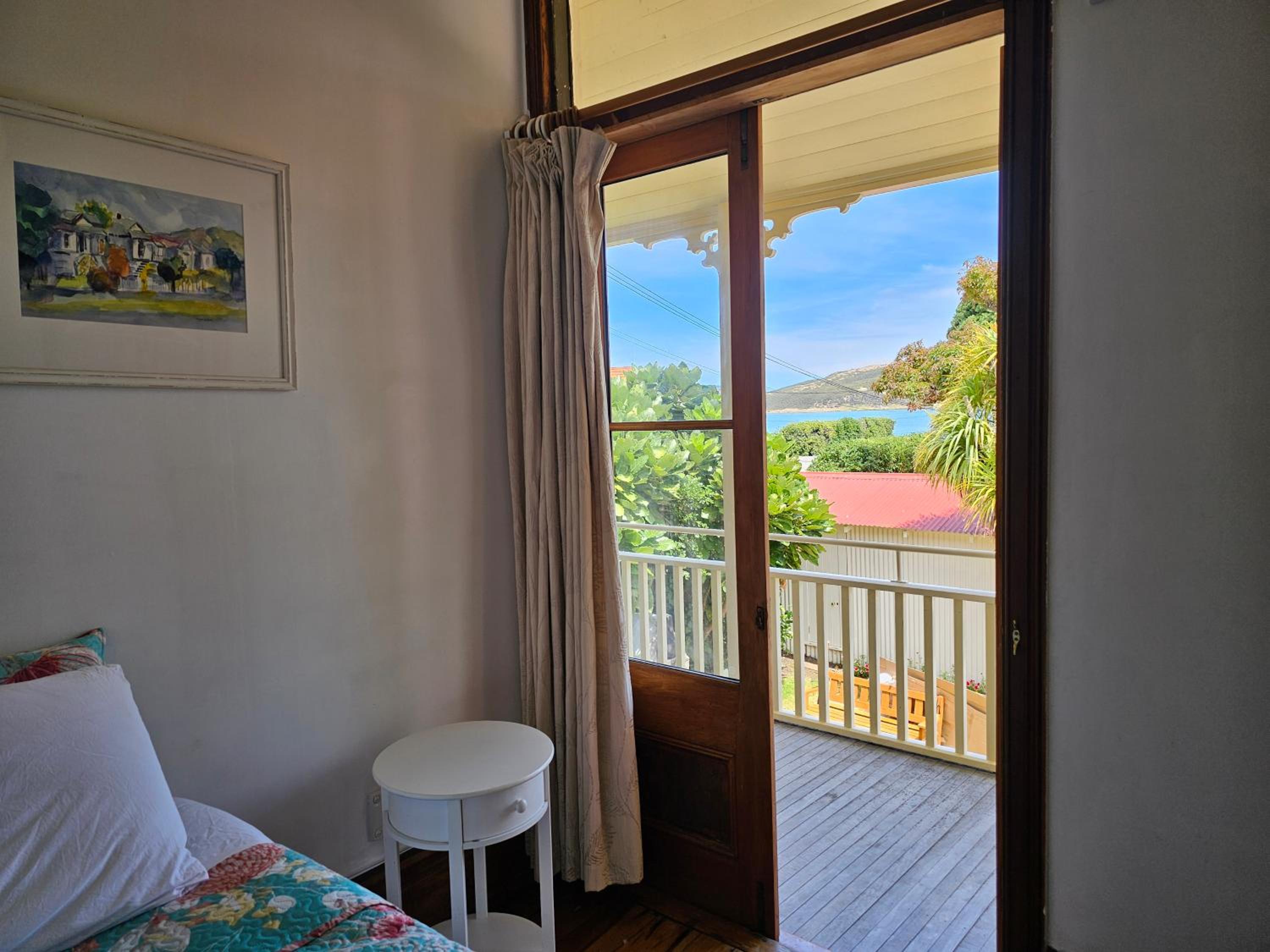 Deluxe Single Room With Sea View photo 3