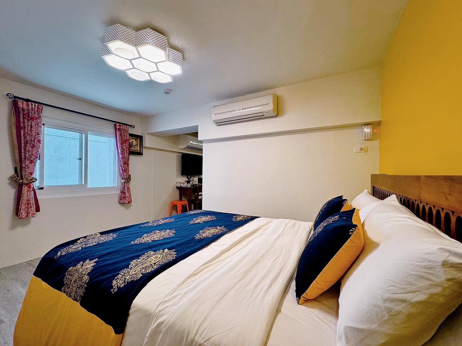 Classic Quadruple Room photo 2