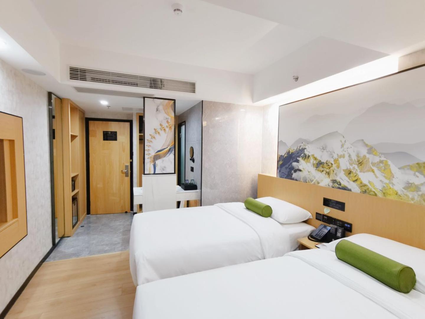 Superior Twin Room photo 1
