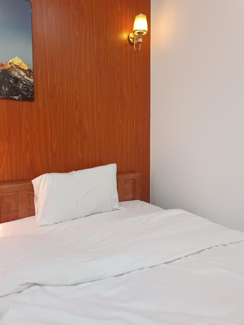 Economy Double or Twin Room photo 2