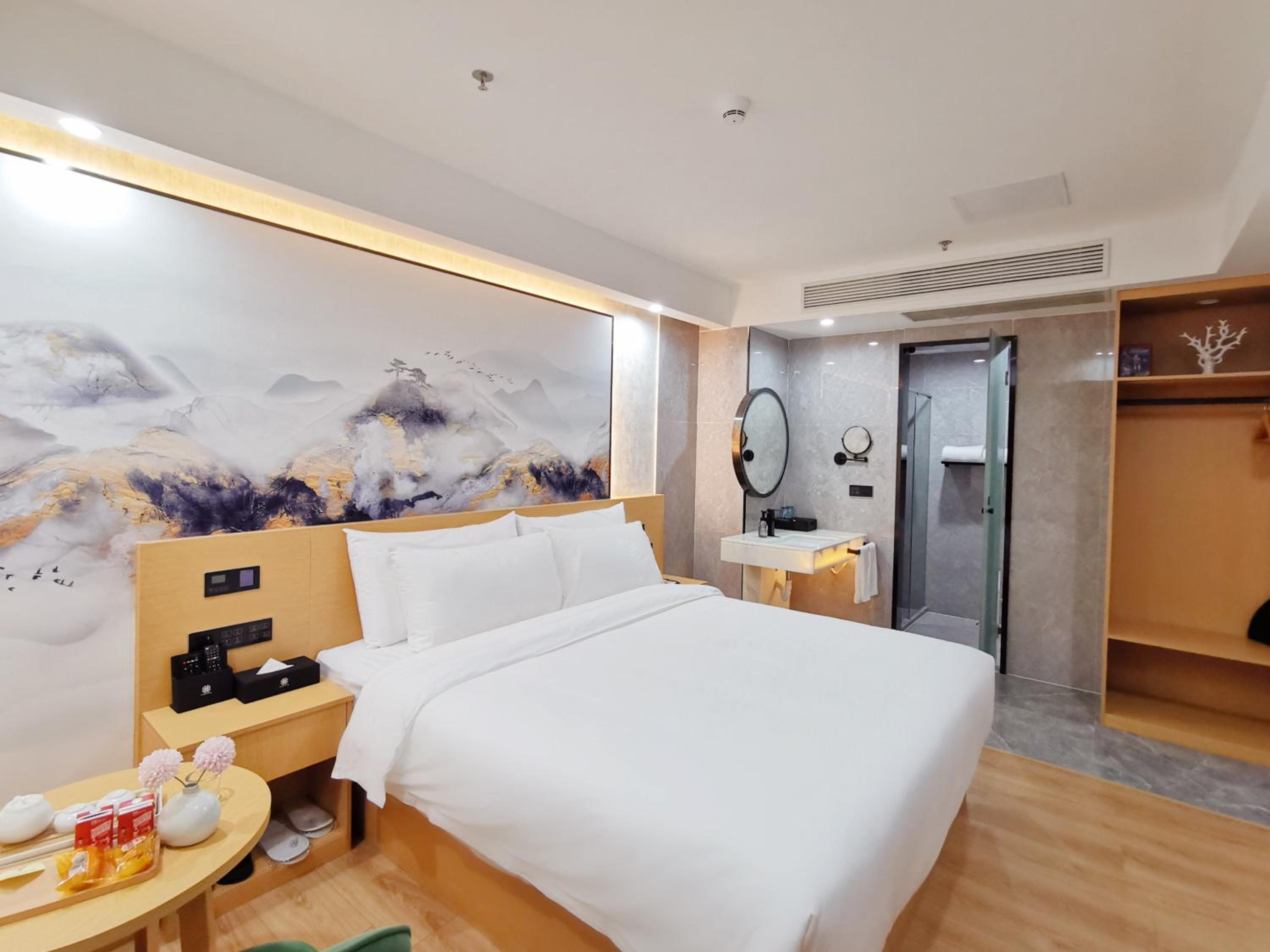 Light Double Room