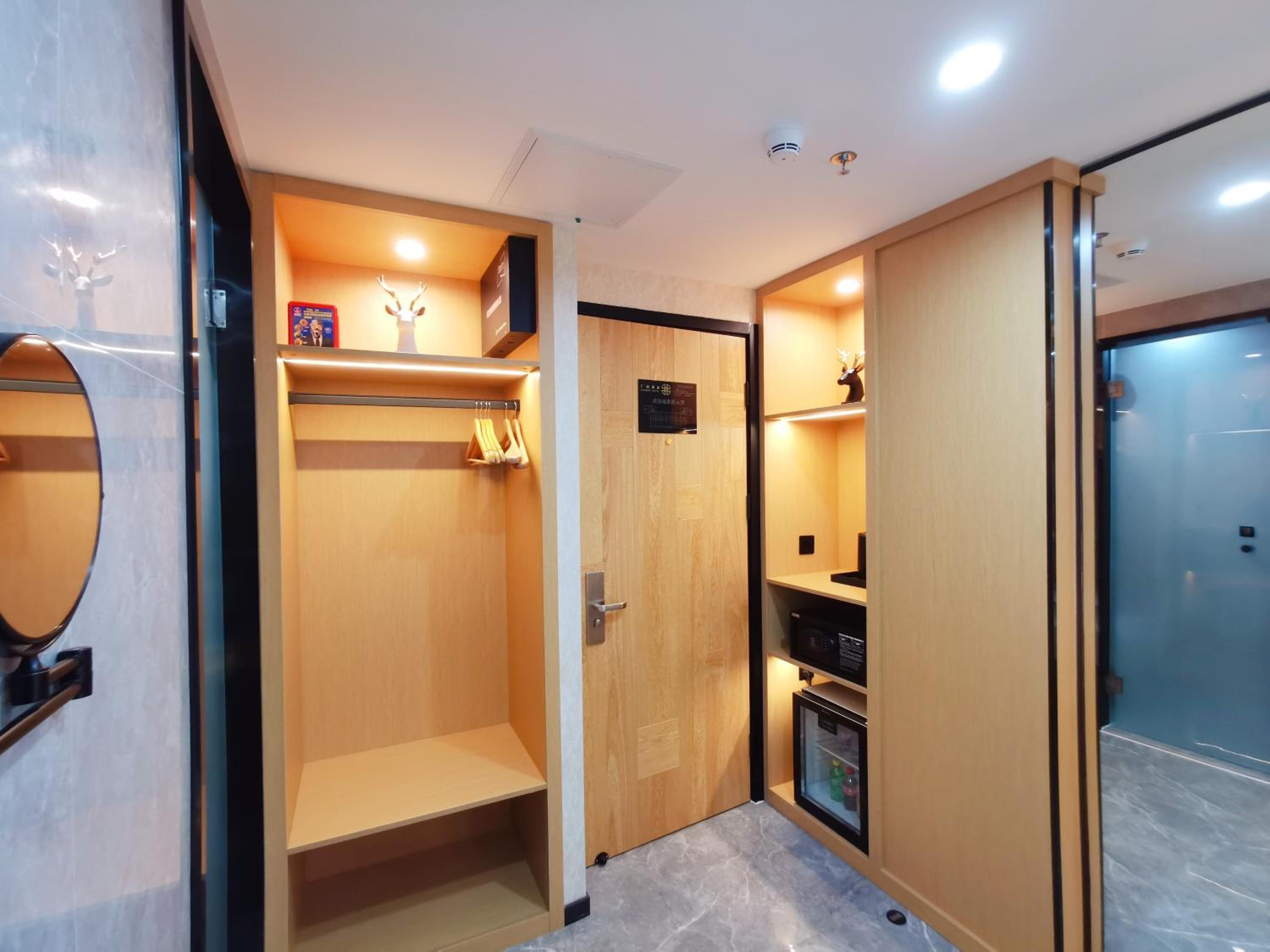 View Double Room photo 3
