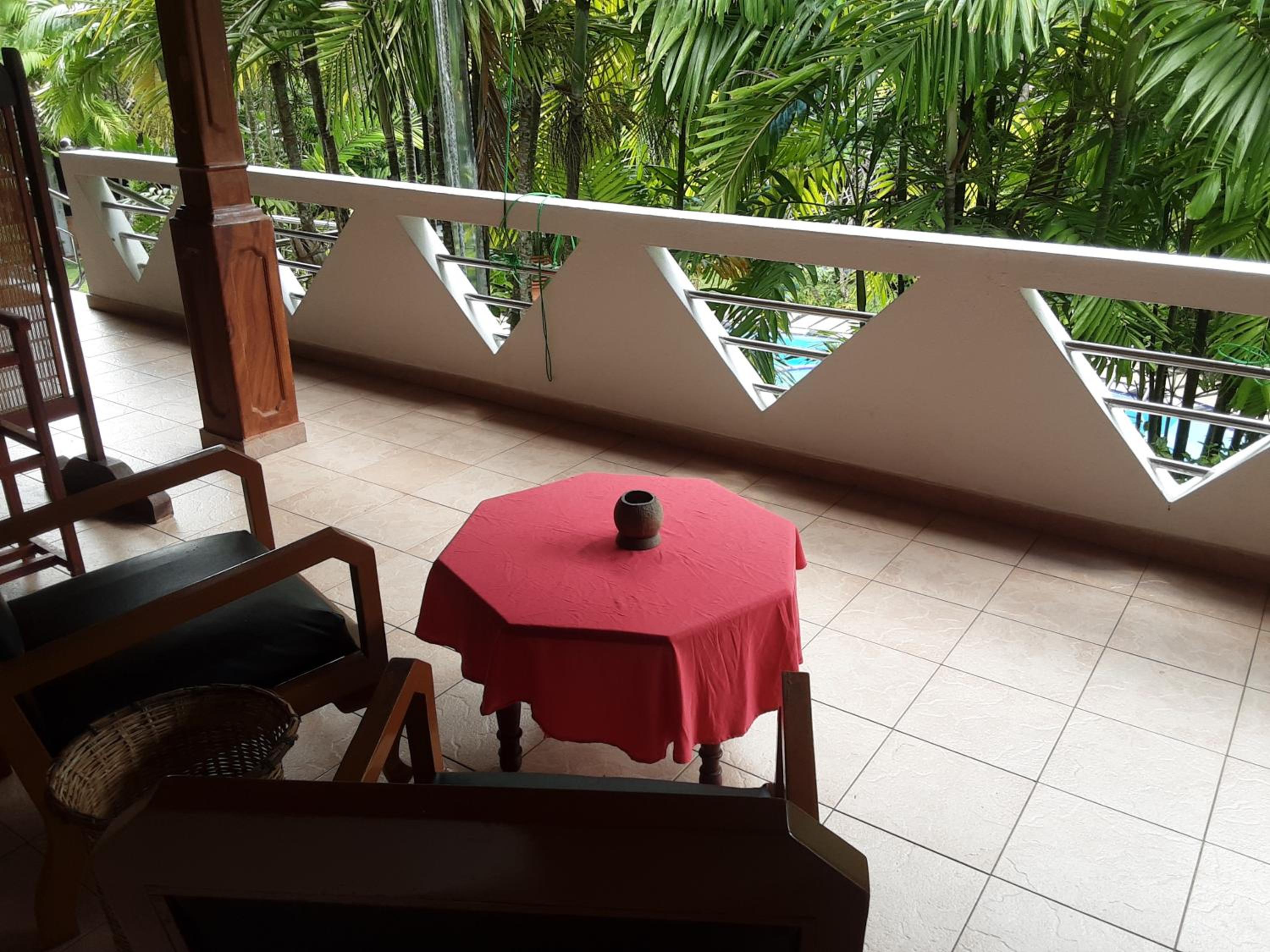 Deluxe Double Room with Balcony photo 2