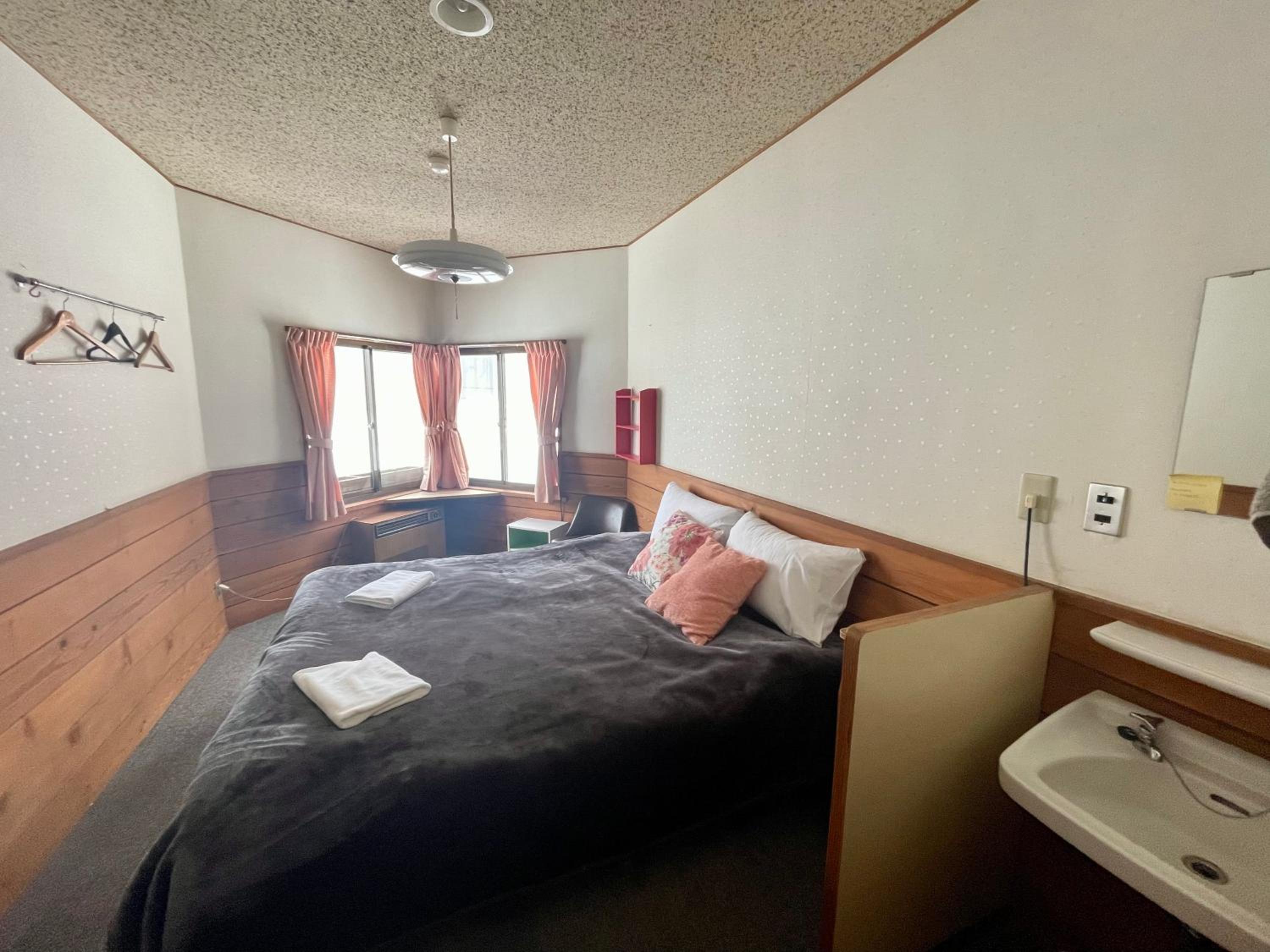King Room with Mountain View photo 1