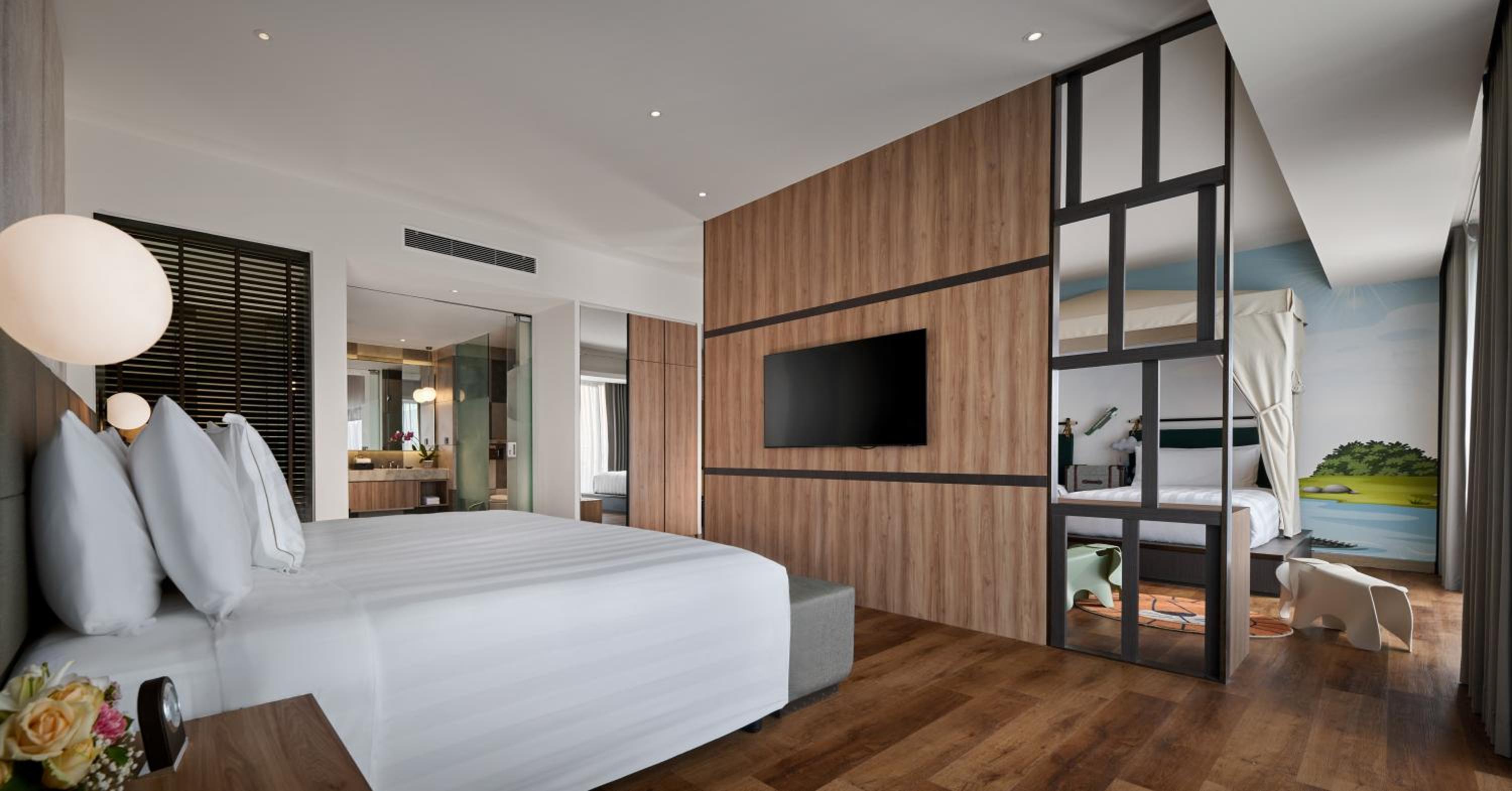 Family Deluxe Suite - Photo 2