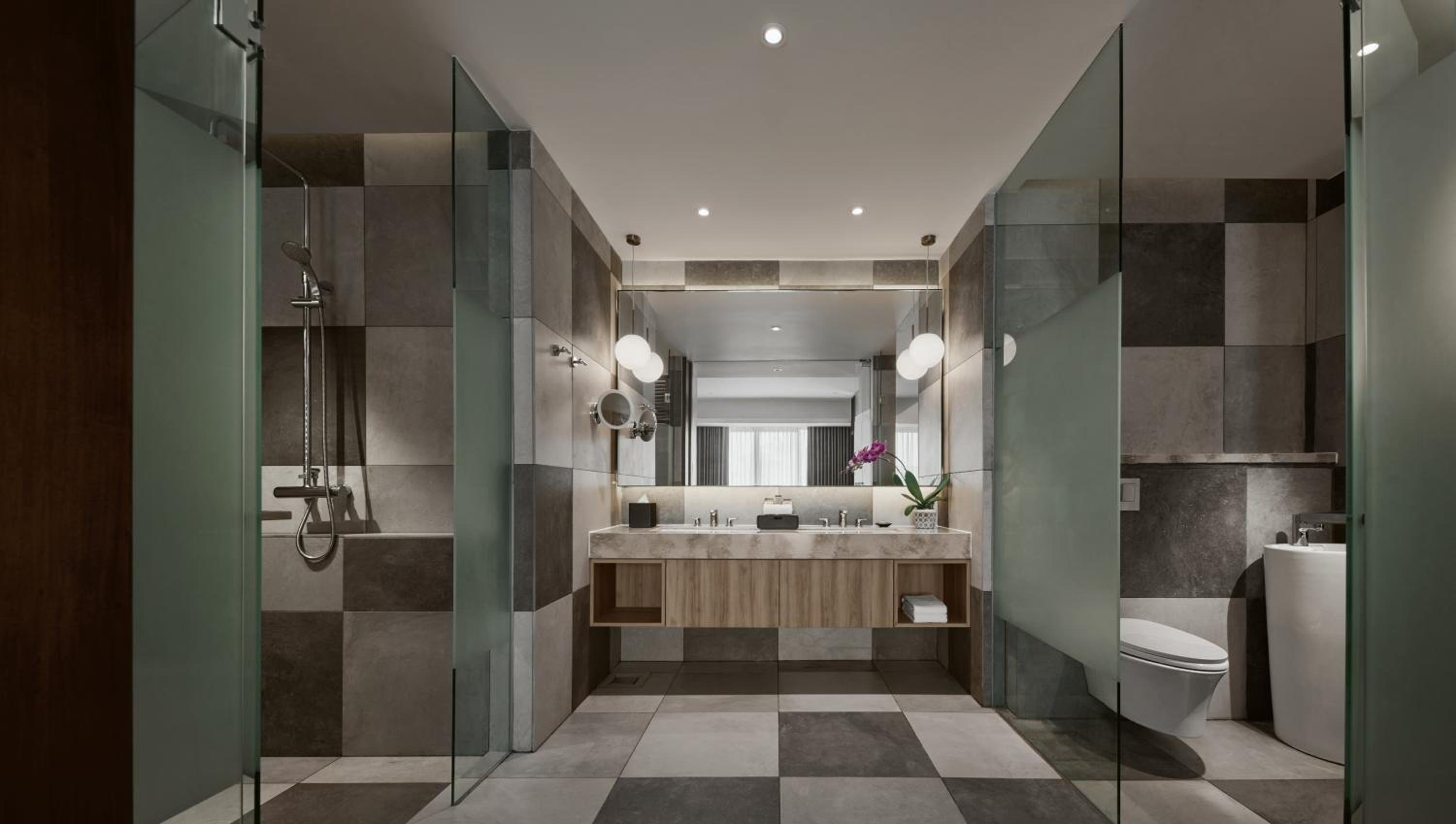 Family Superior Suite - Photo 3