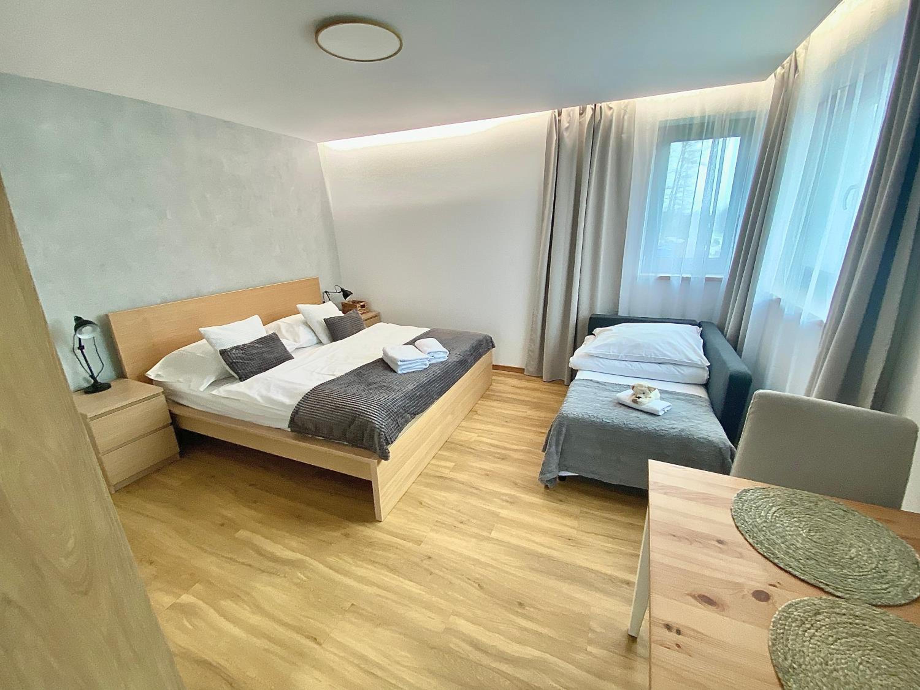 One-Bedroom Apartment photo 1