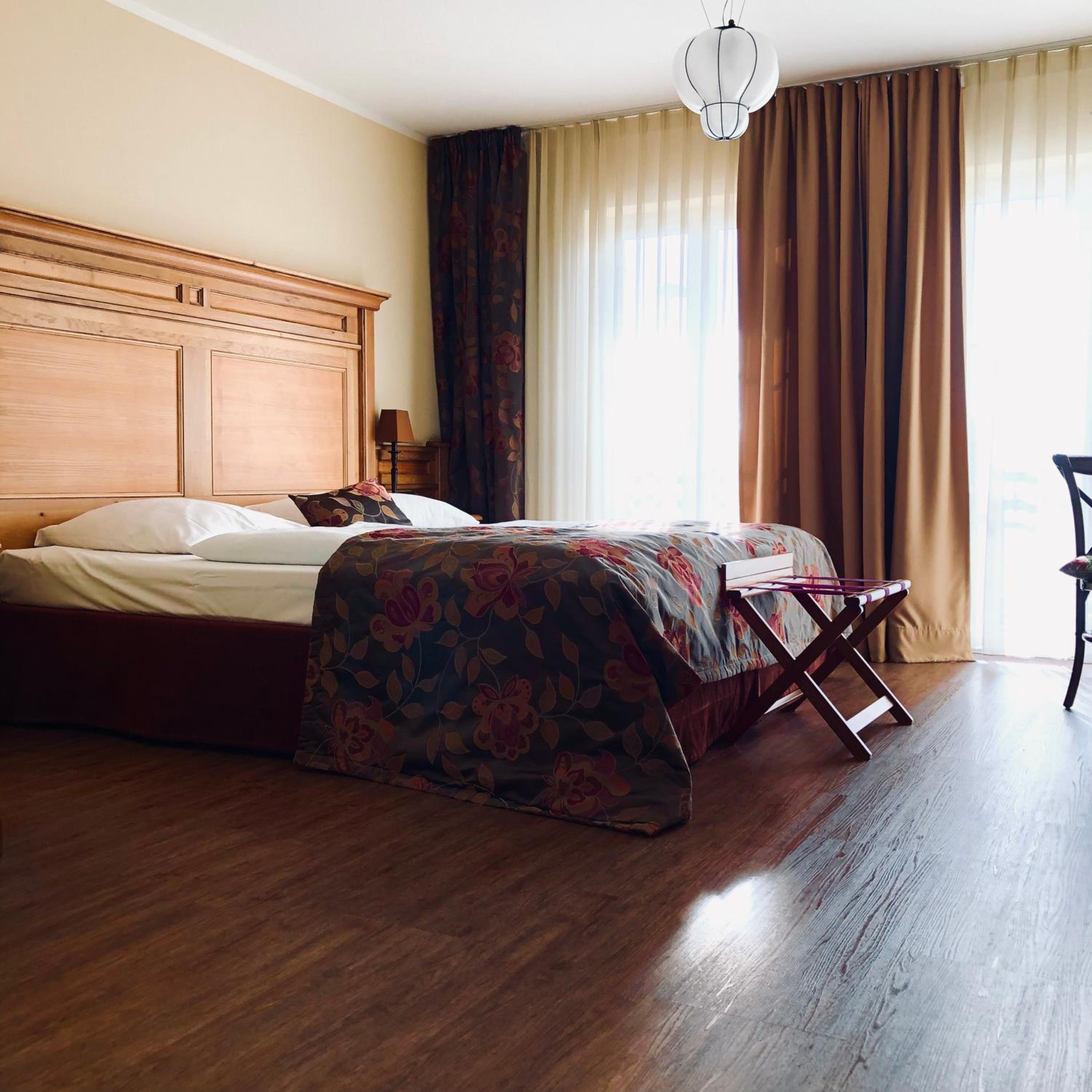 New Year's Eve Special Offer - Deluxe Double Room photo 1