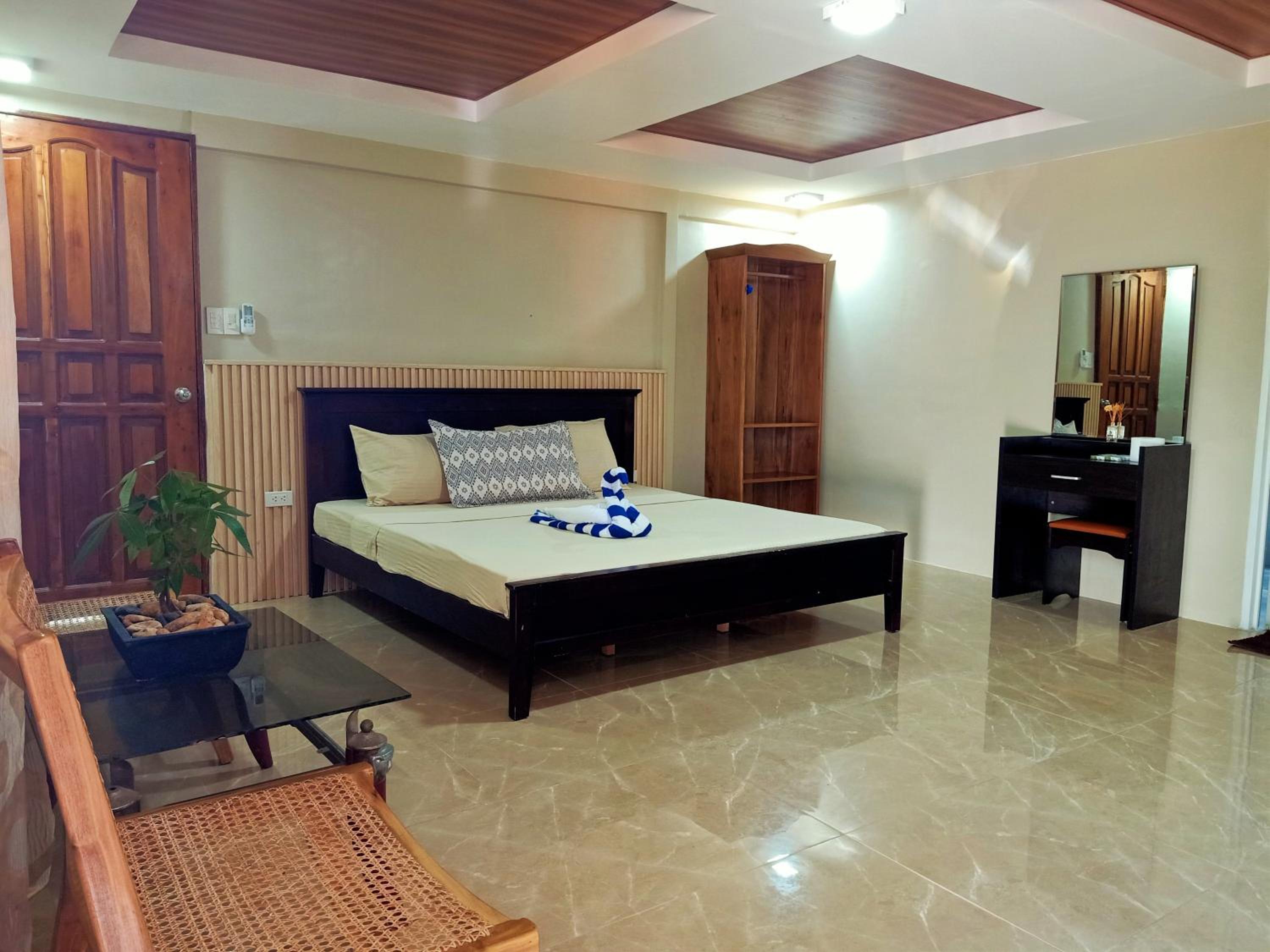 One-Bedroom Bungalow