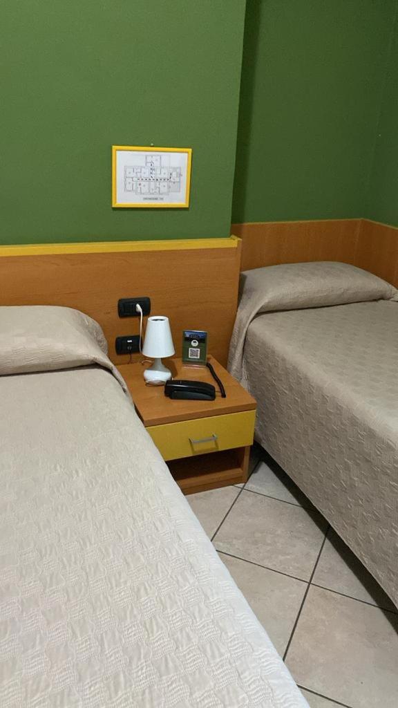 Triple Room - Photo 10