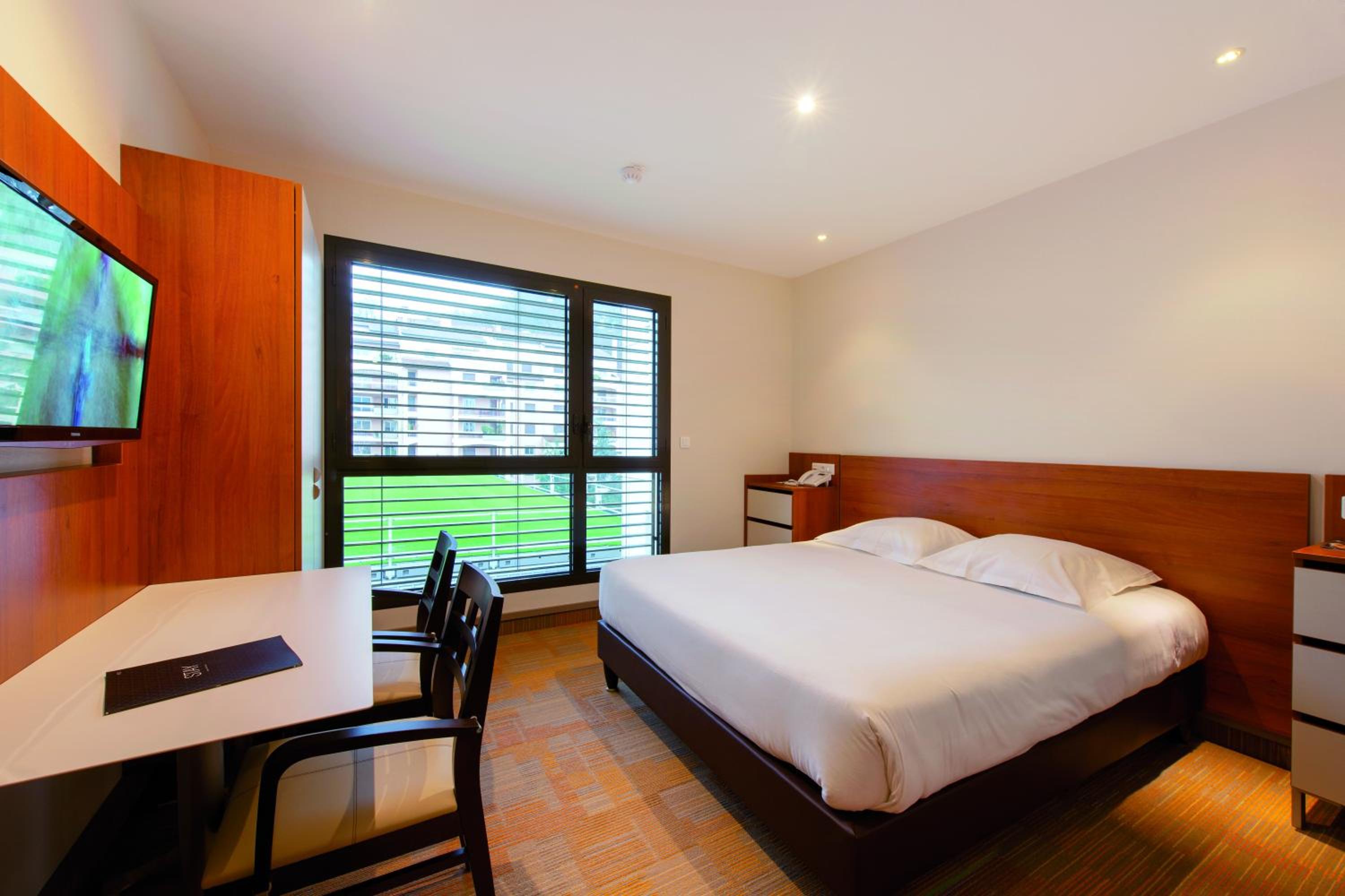 Room Studio - Spa and Pool Access Included  - Photo 1