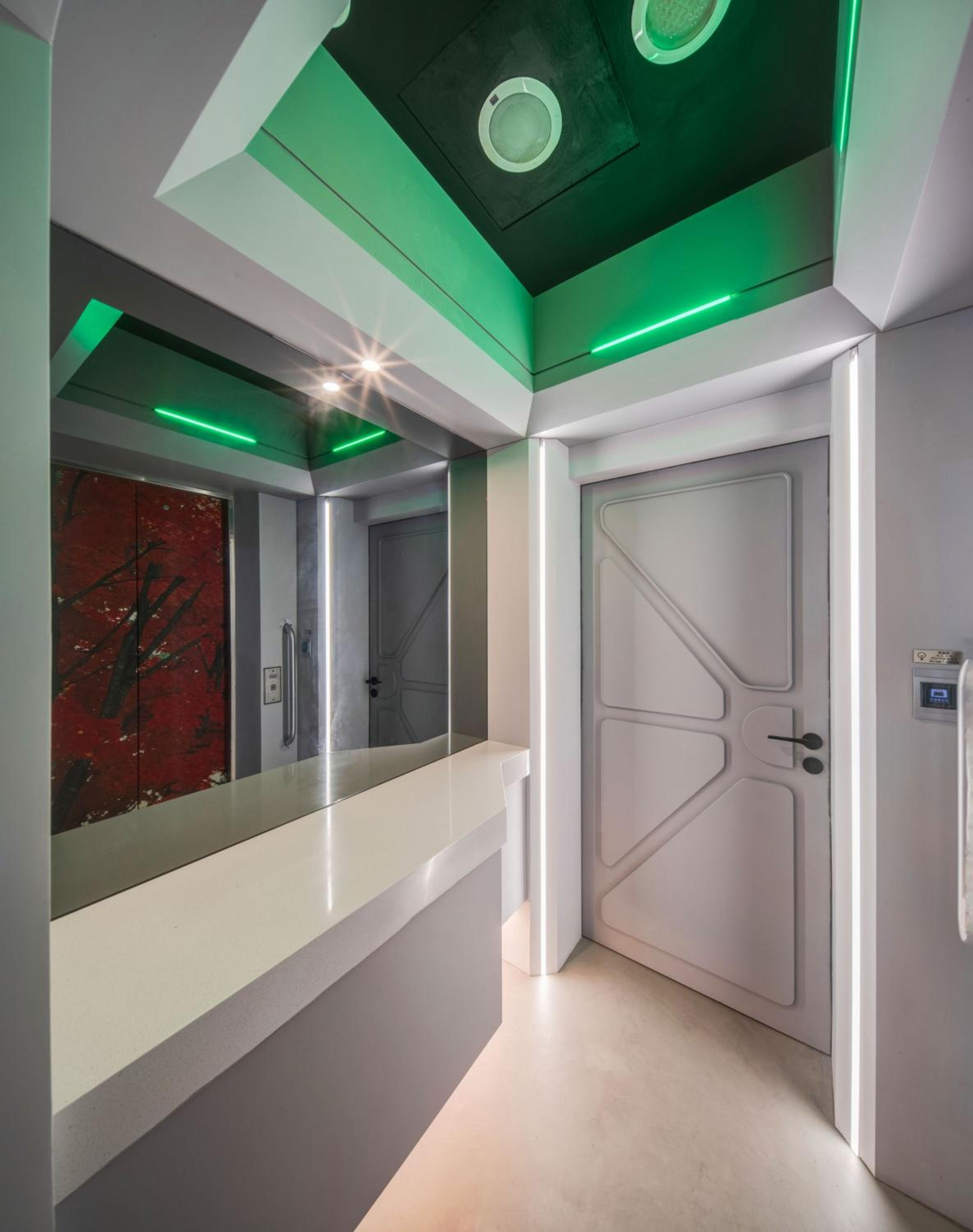 Deluxe Double Room - Check-in after 20:00 - Photo 17