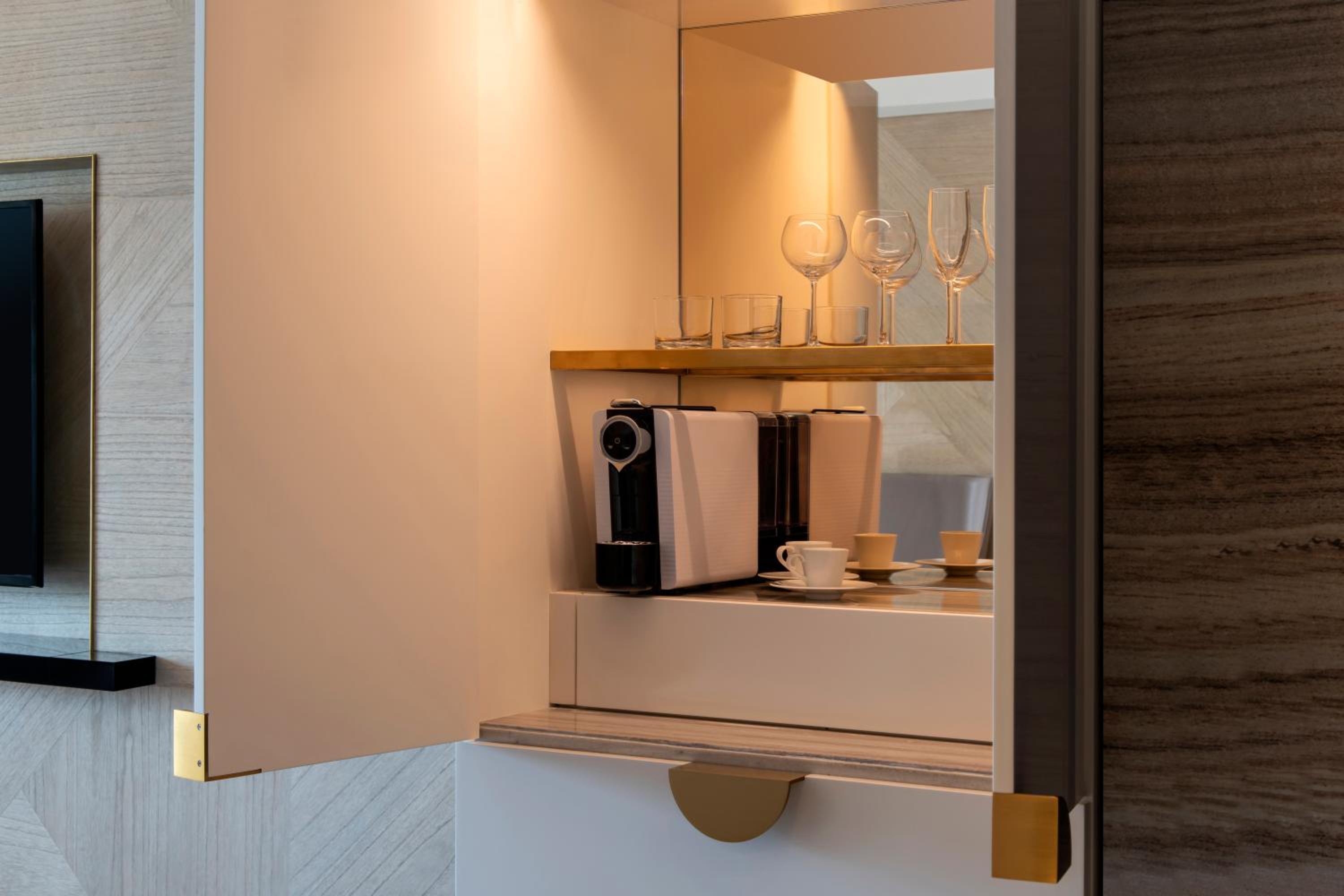 Superior Room - Photo 5
