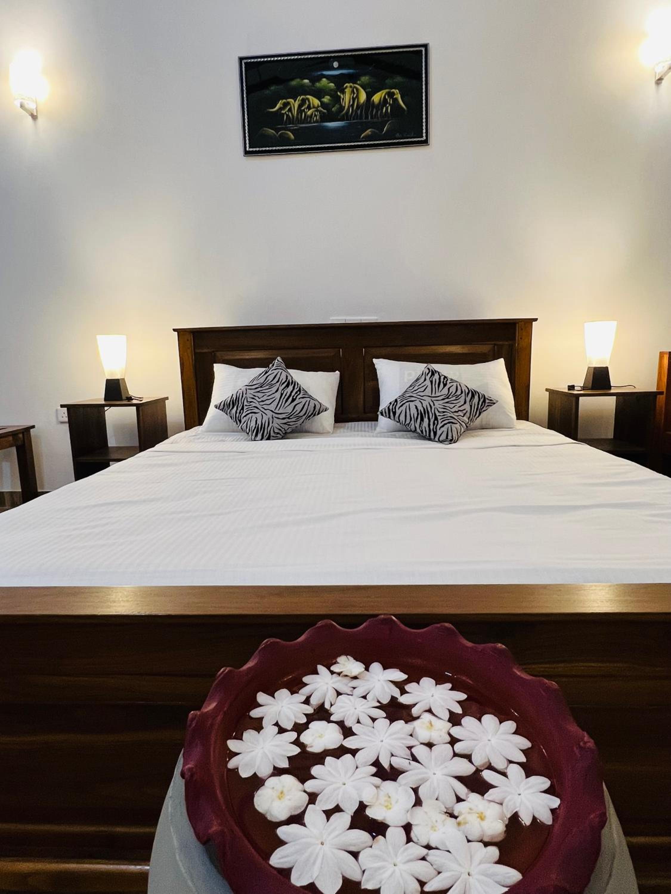 Deluxe Double Room with Balcony photo 1