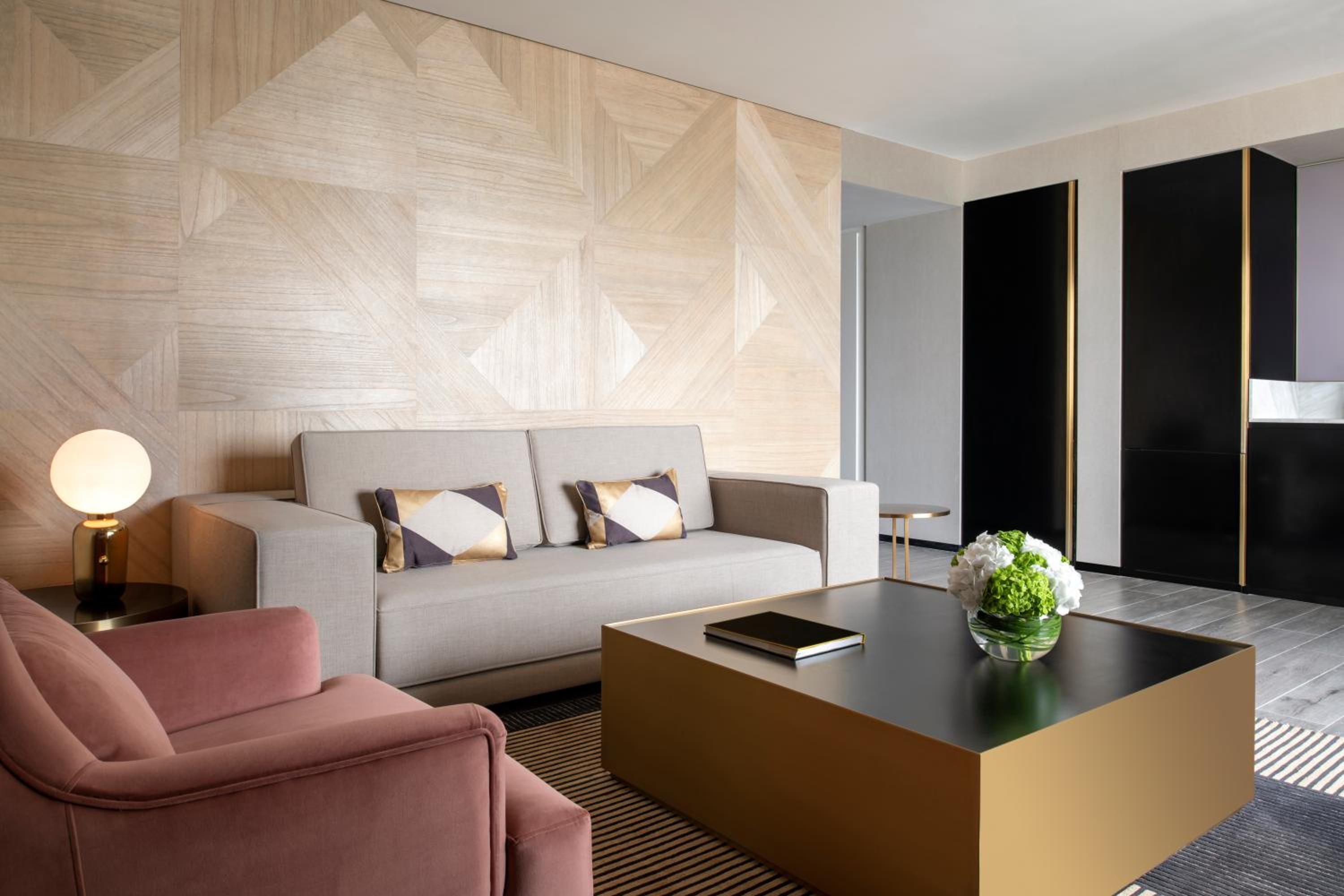 Executive Suite with Sea View - Photo 4
