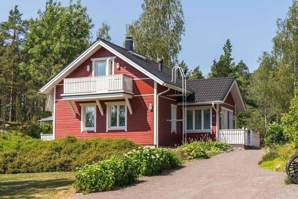 Three-Bedroom Chalet photo 1