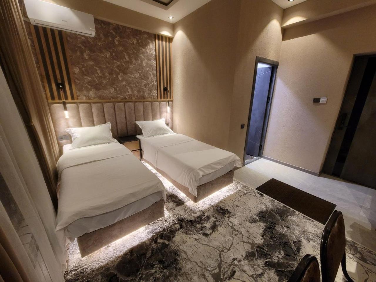 Twin Room - Photo 5