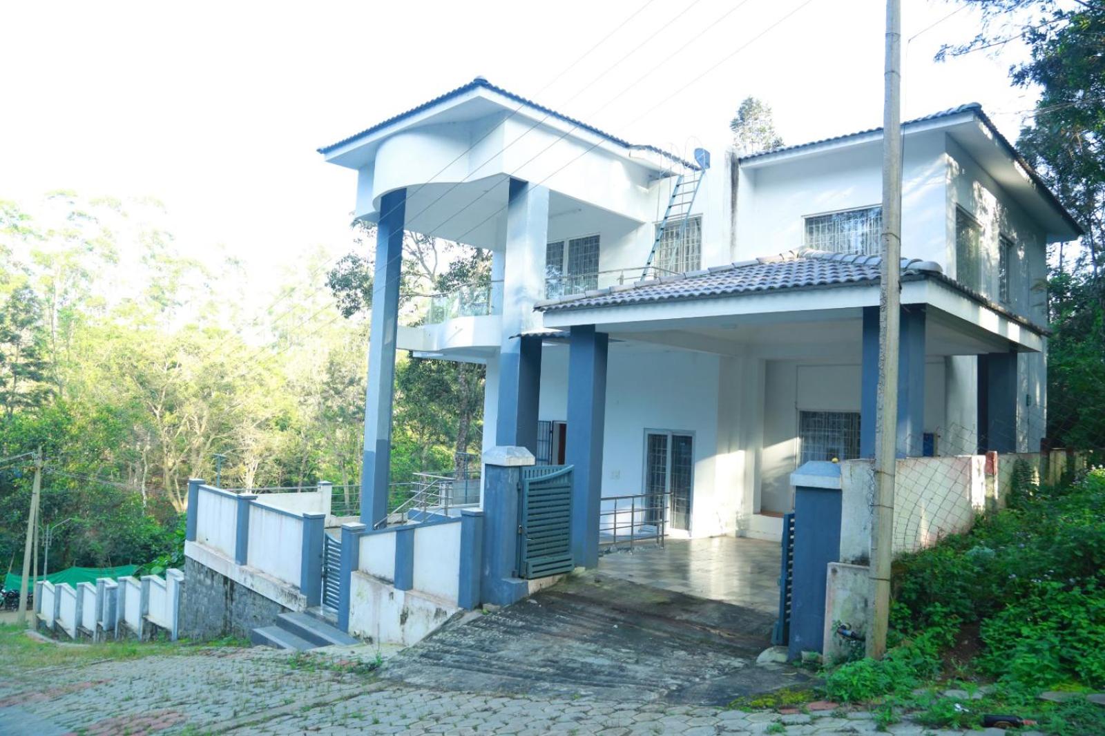 Three-Bedroom Villa - Photo 6