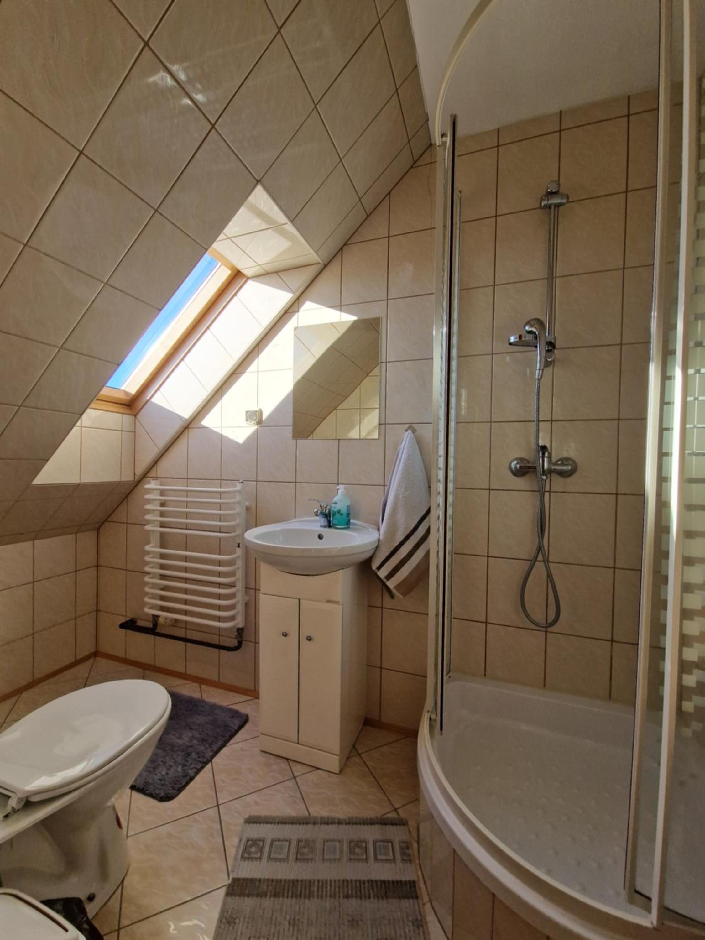 Triple Room with Private Bathroom photo 2