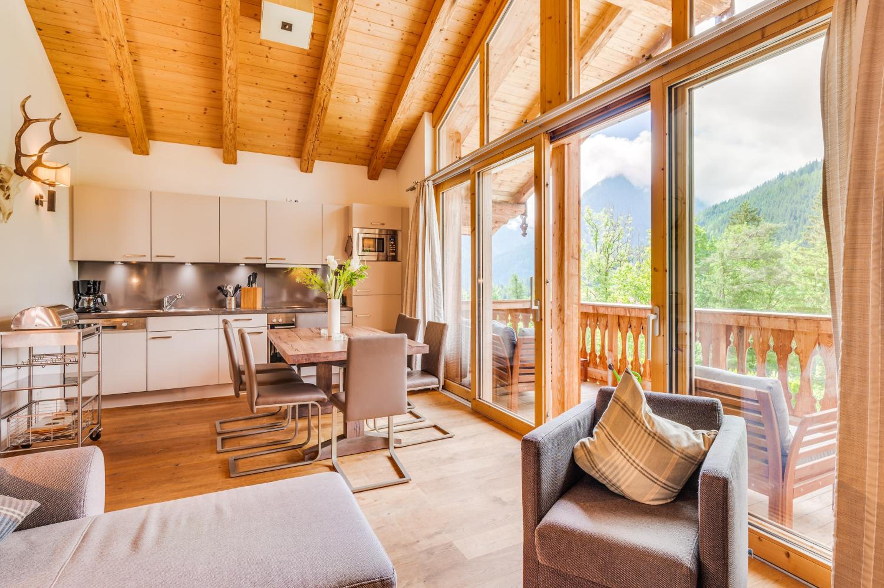 Three-Bedroom Chalet photo 2