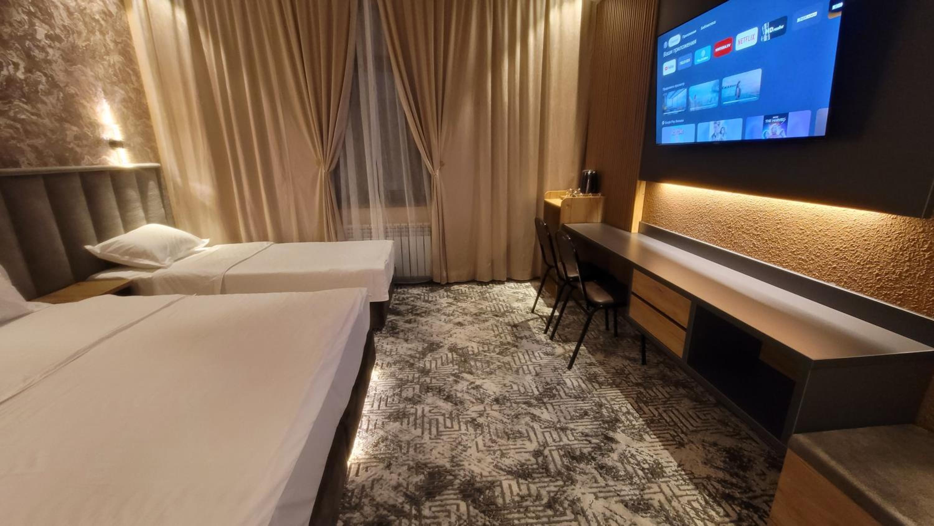 Deluxe Triple Room