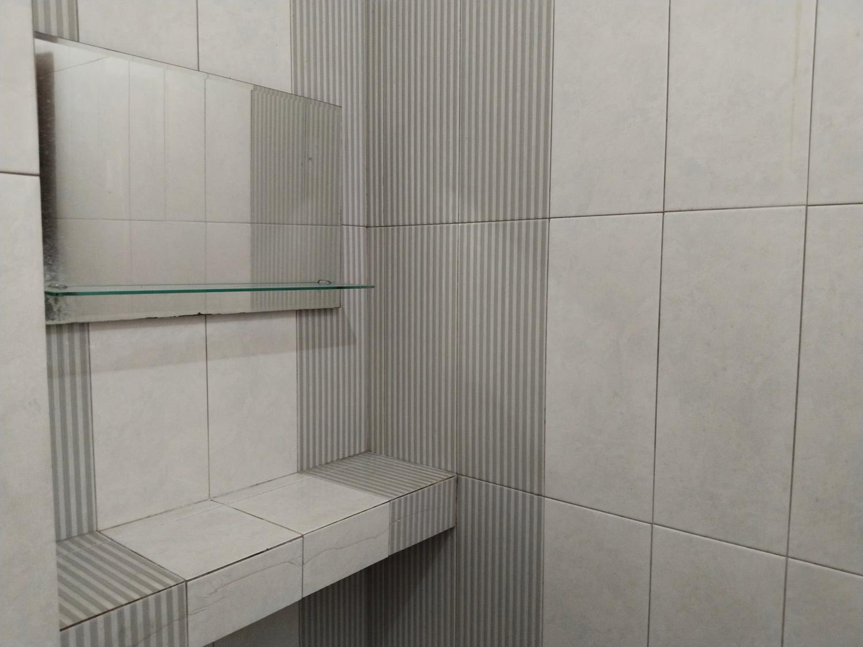 Twin Room - Photo 2