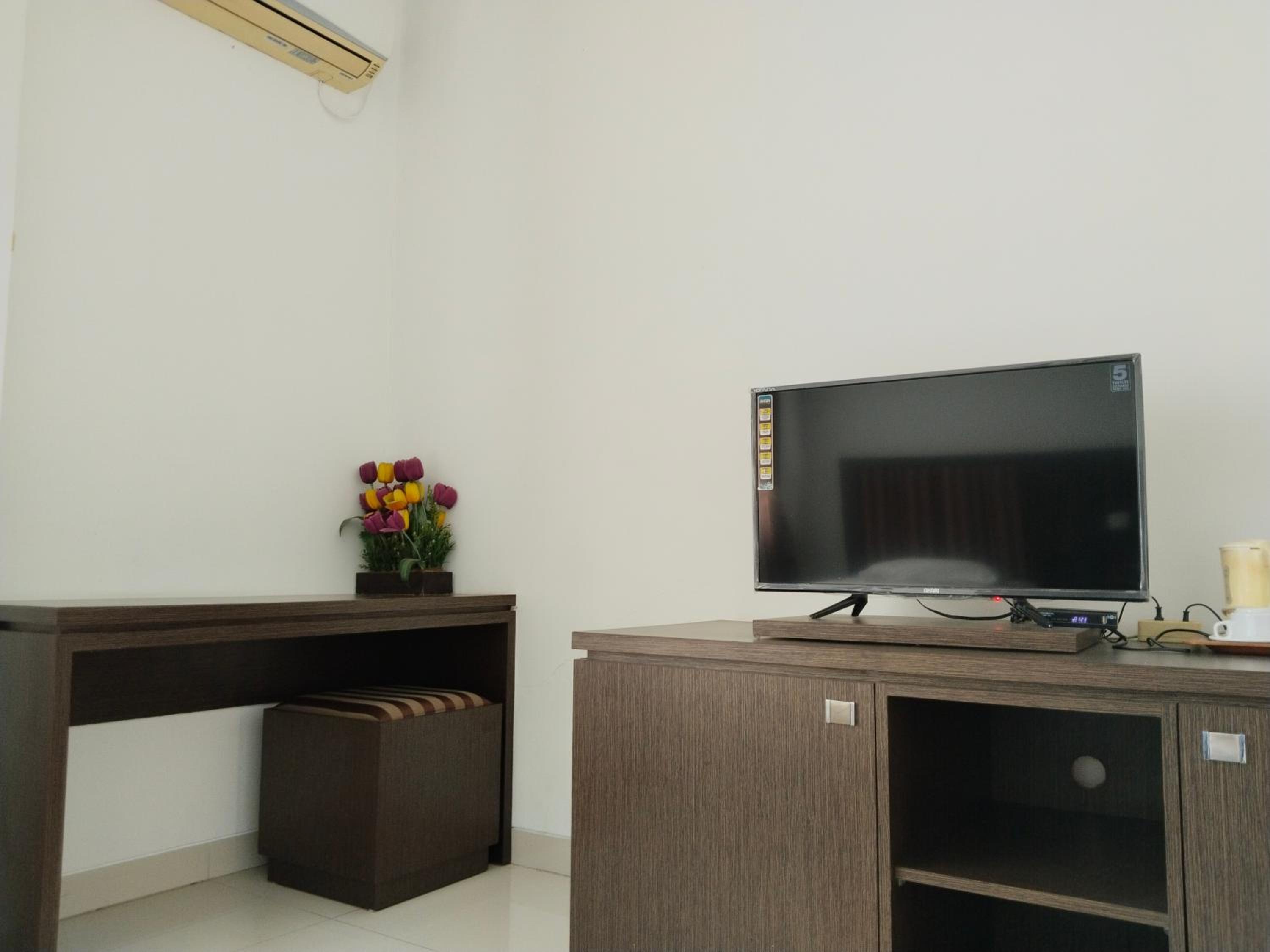Twin Room - Photo 9
