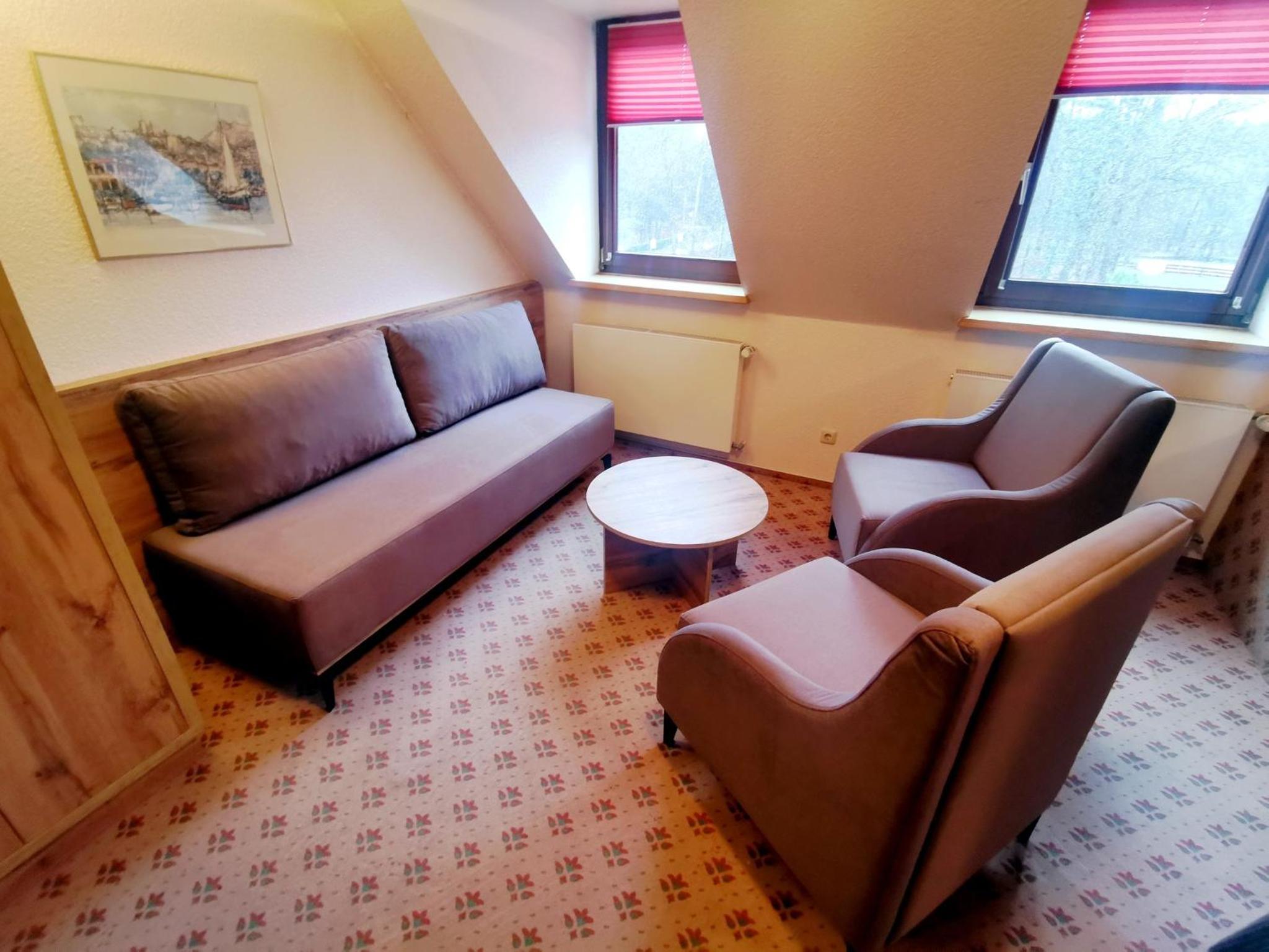 Standard Quadruple Room - Photo 8