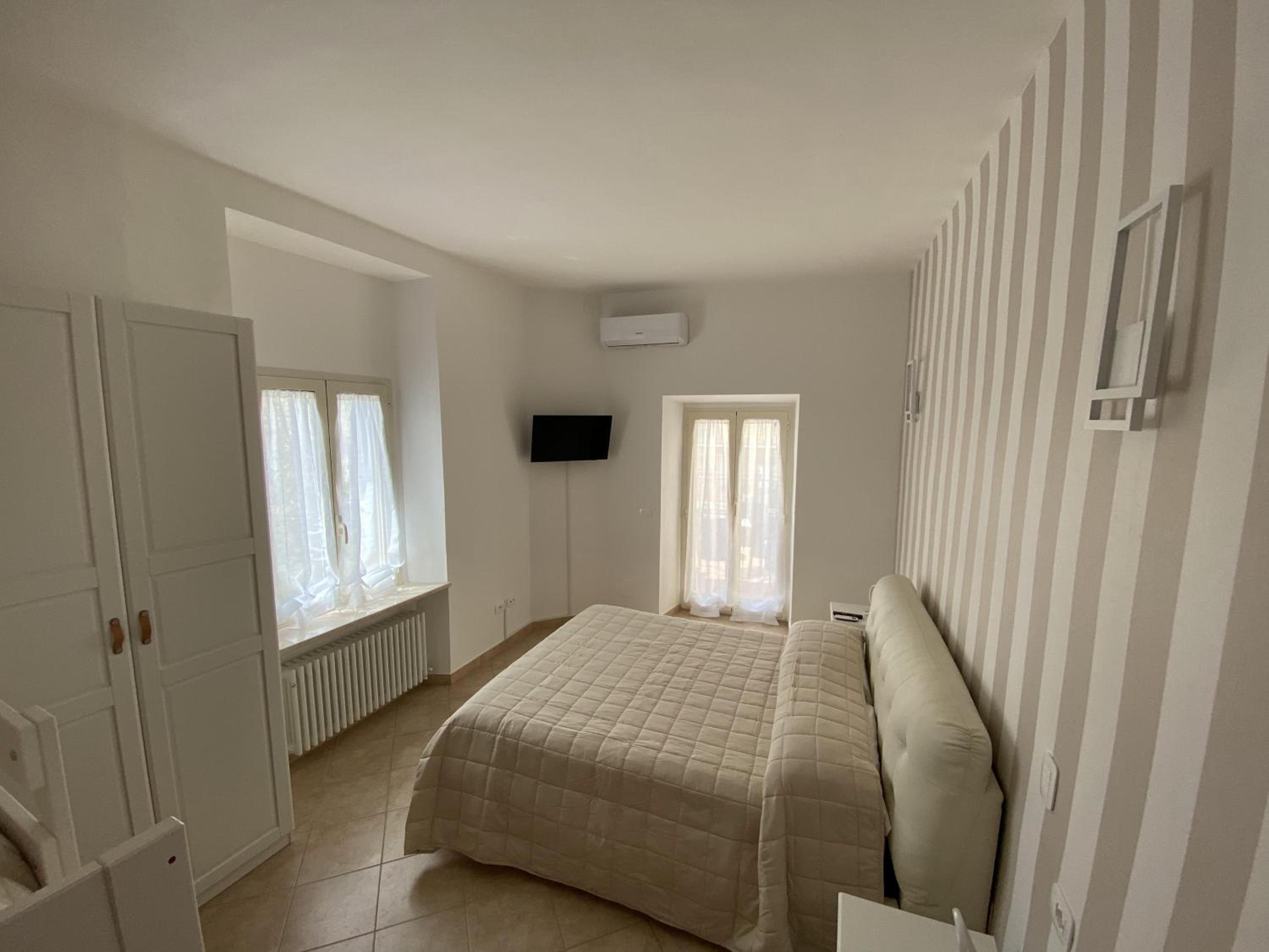 Family Room with Terrace photo 1