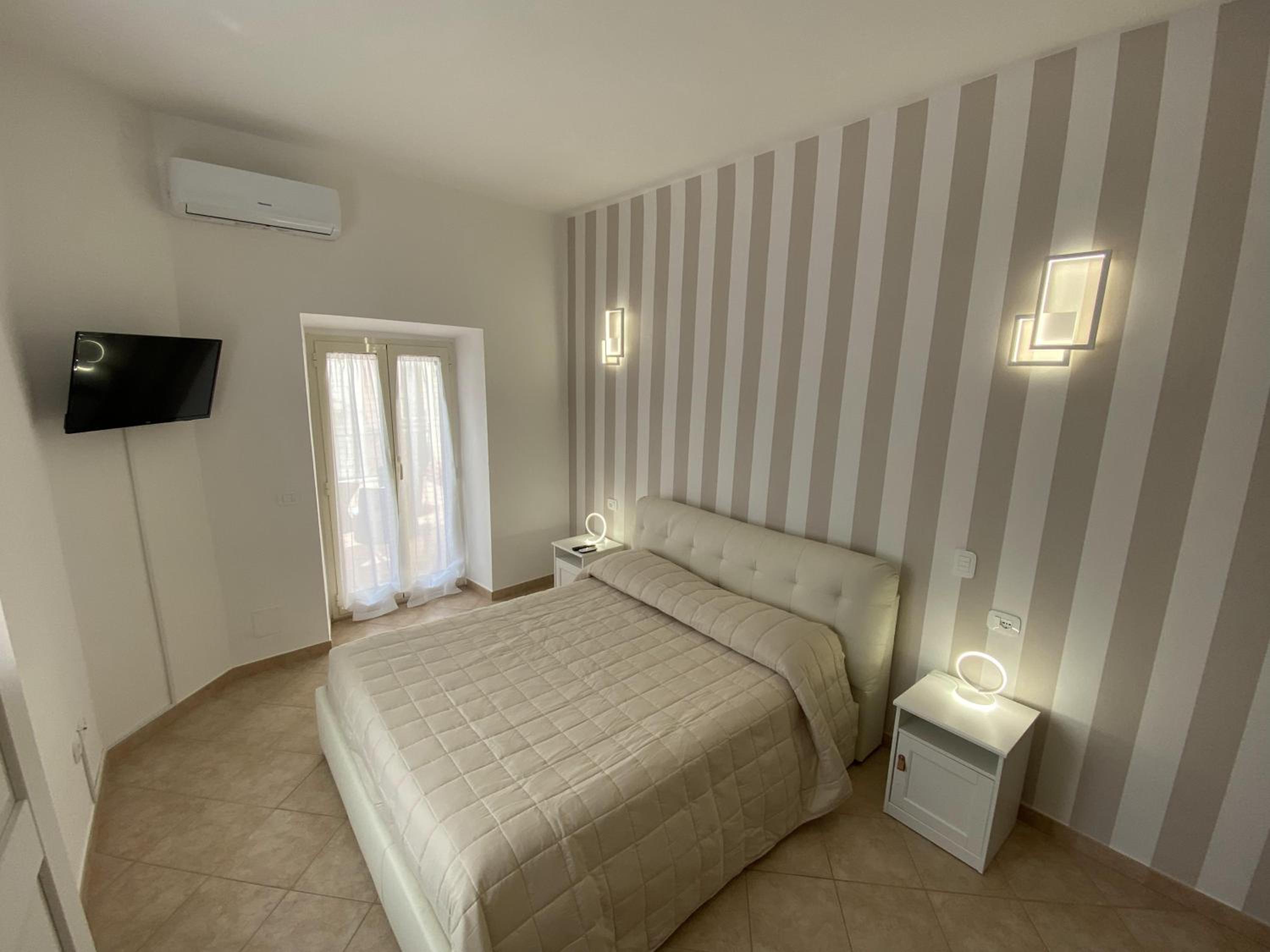 Family Room with Terrace photo 2
