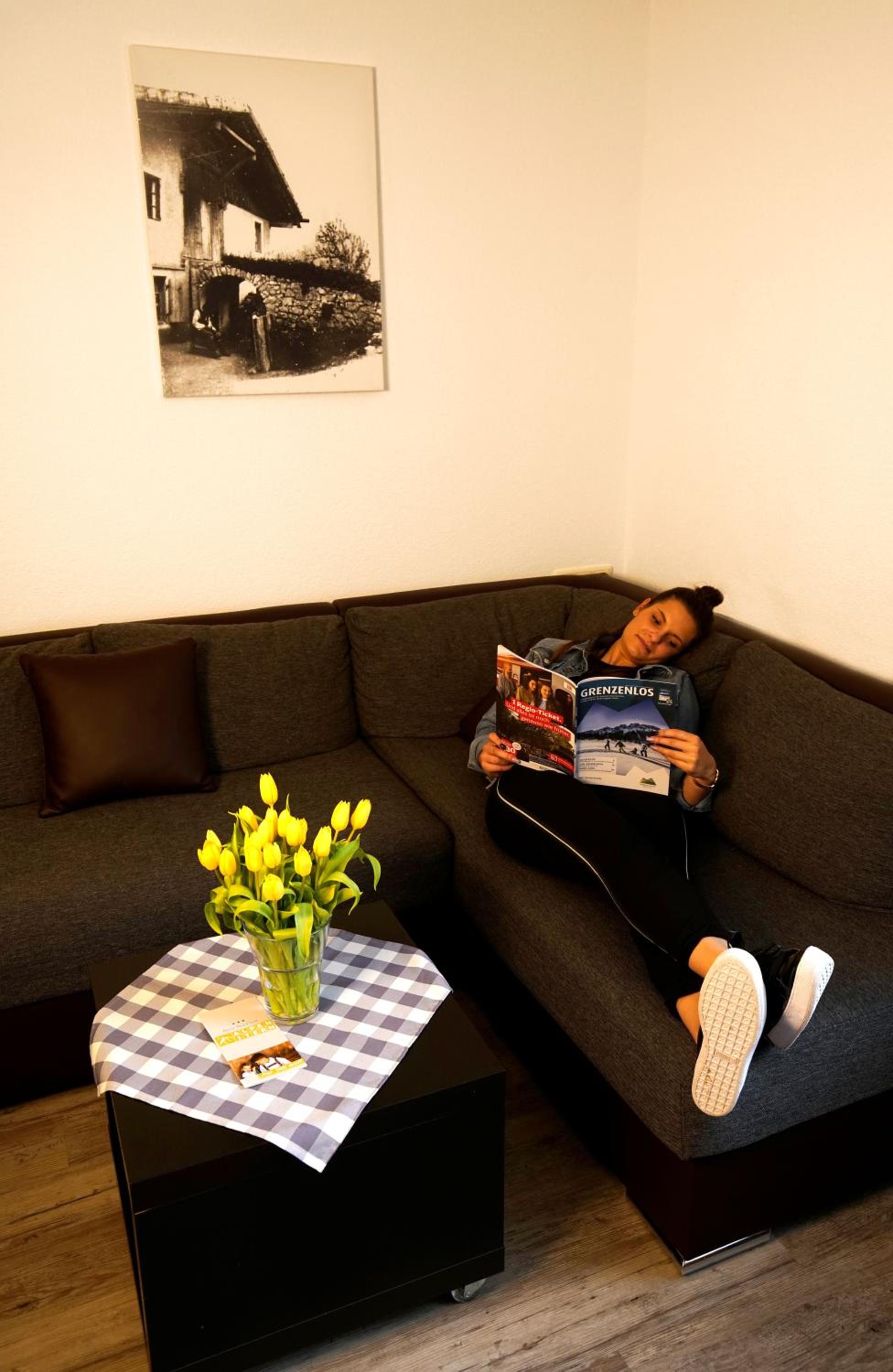 One-Bedroom Apartment photo 2