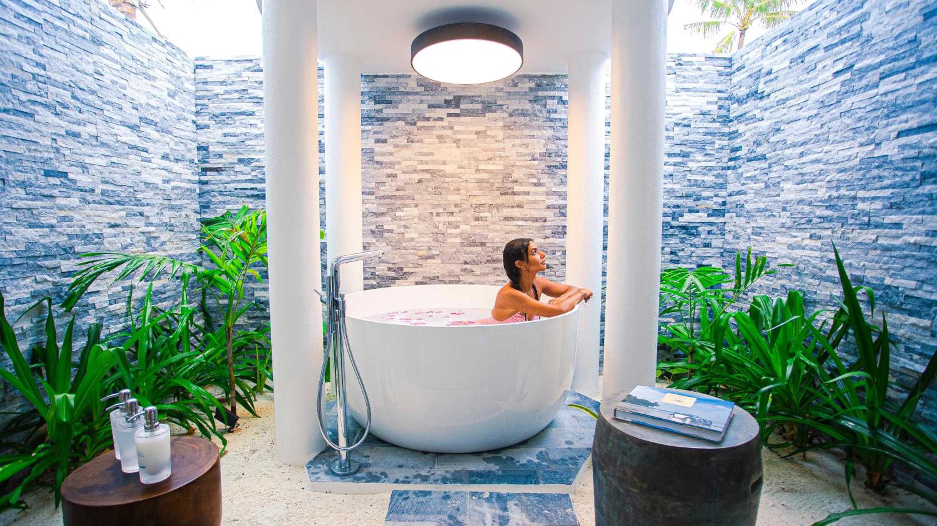 Beach Suite with Private Pool - Photo 11