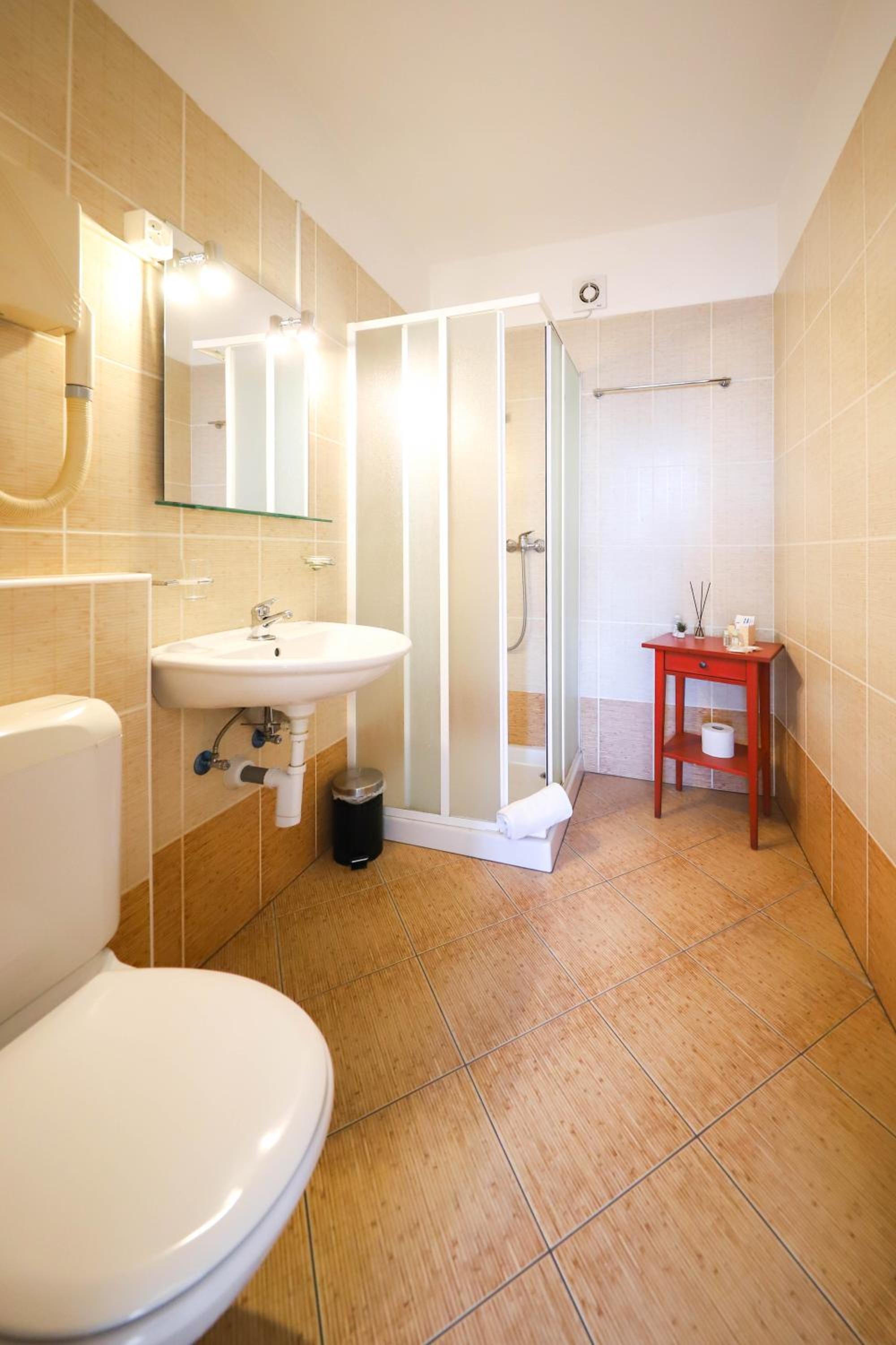 Triple Room - Photo 5