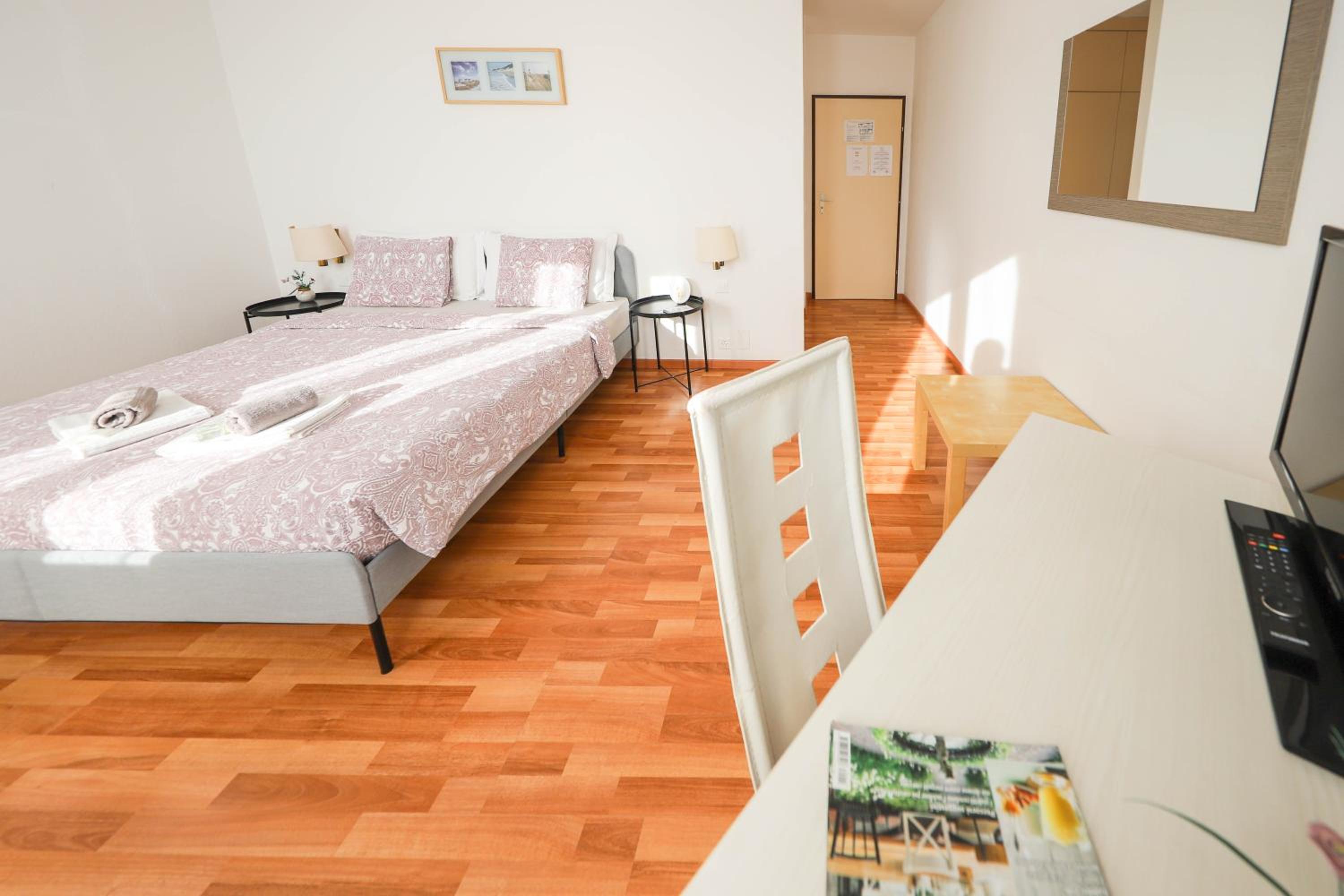 Double Room photo 3