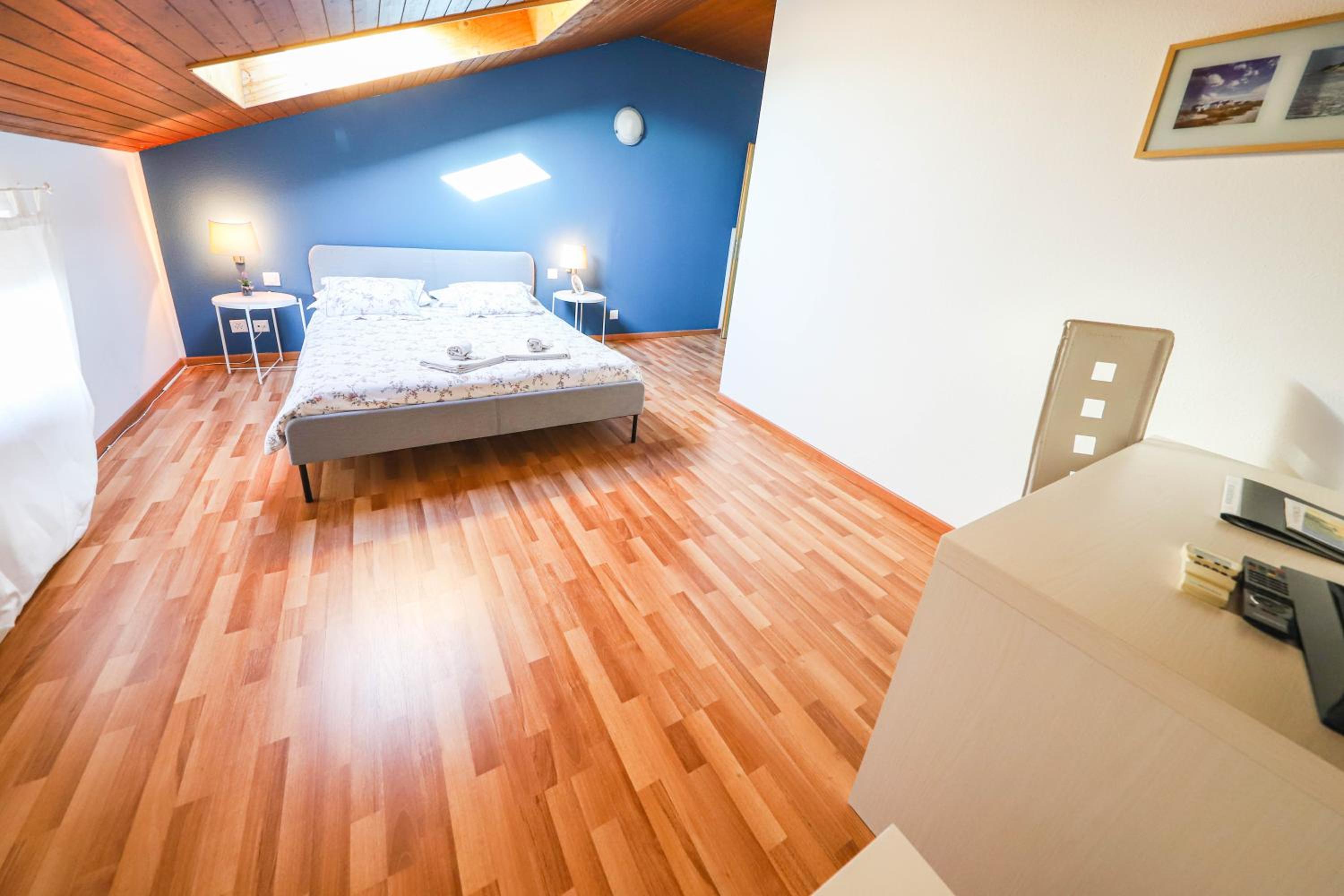 Family Room with Bathroom - Photo 9