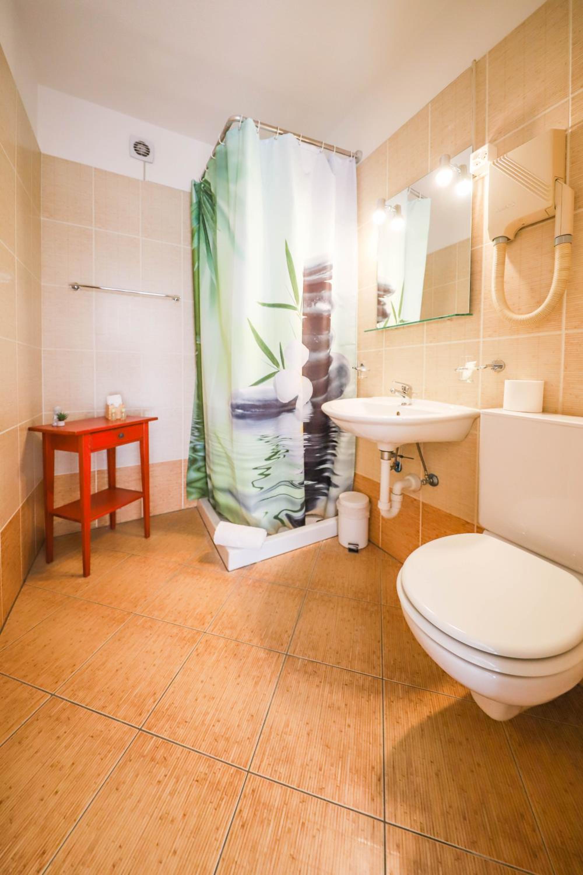 Triple Room - Photo 2