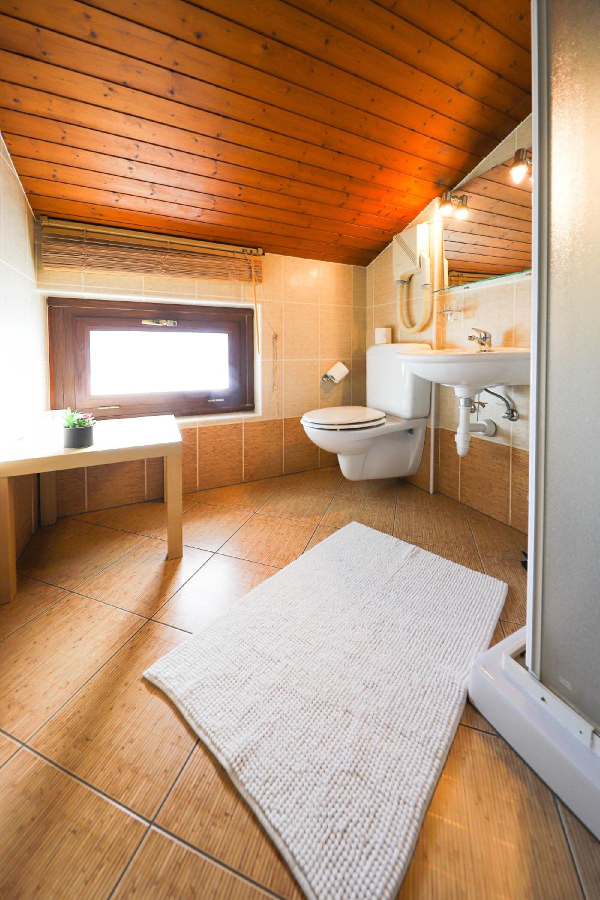 Superior Double Room - Photo 8