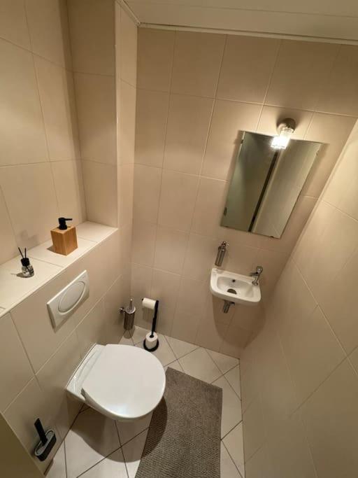 Three-Bedroom House photo 2
