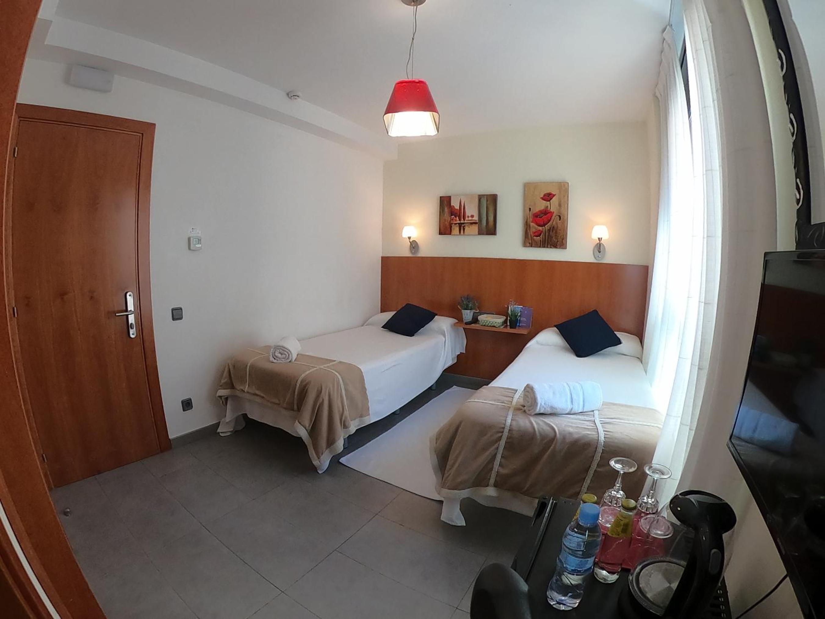 Double Or Twin Room photo 2