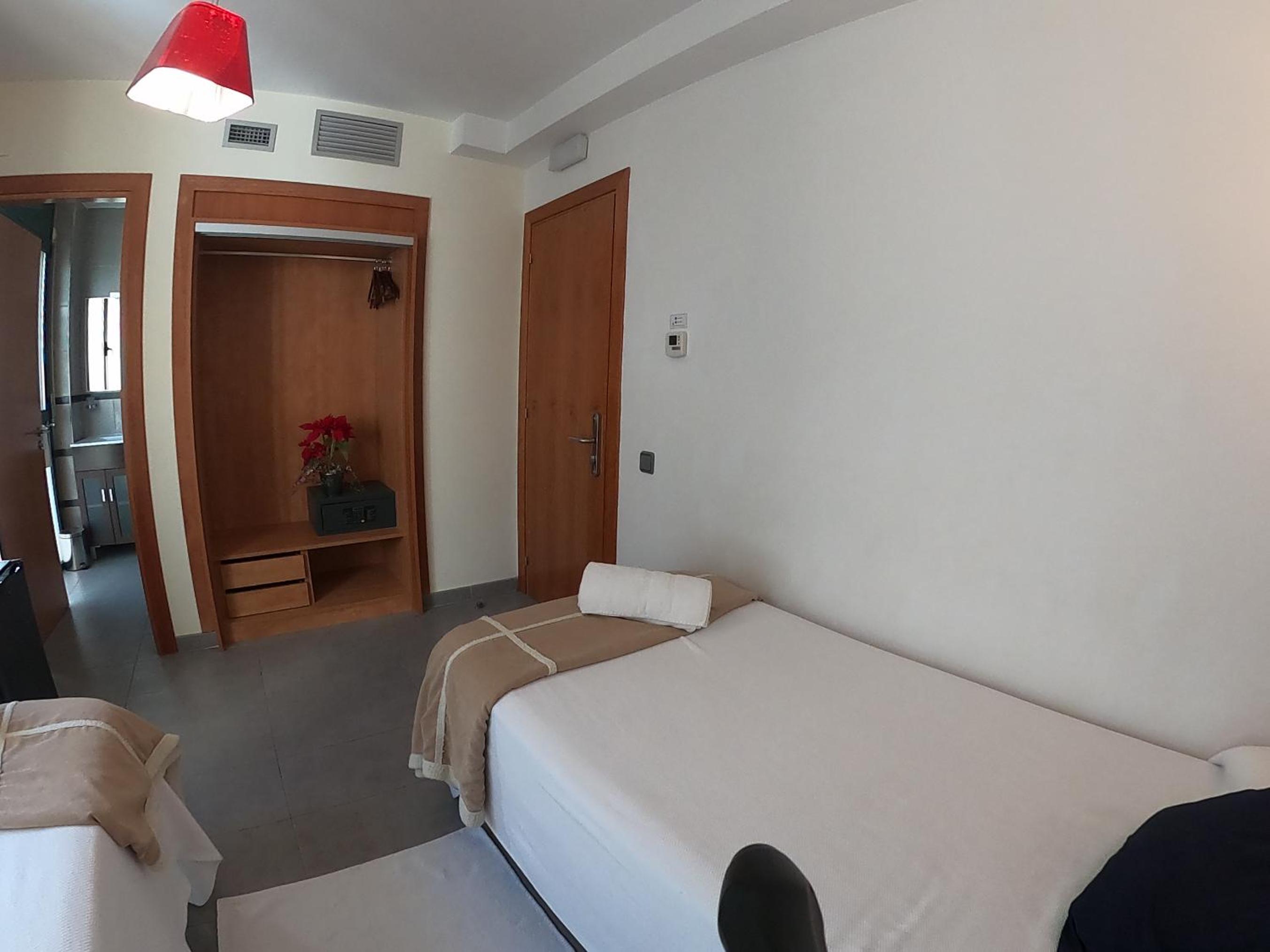 Double Or Twin Room photo 3