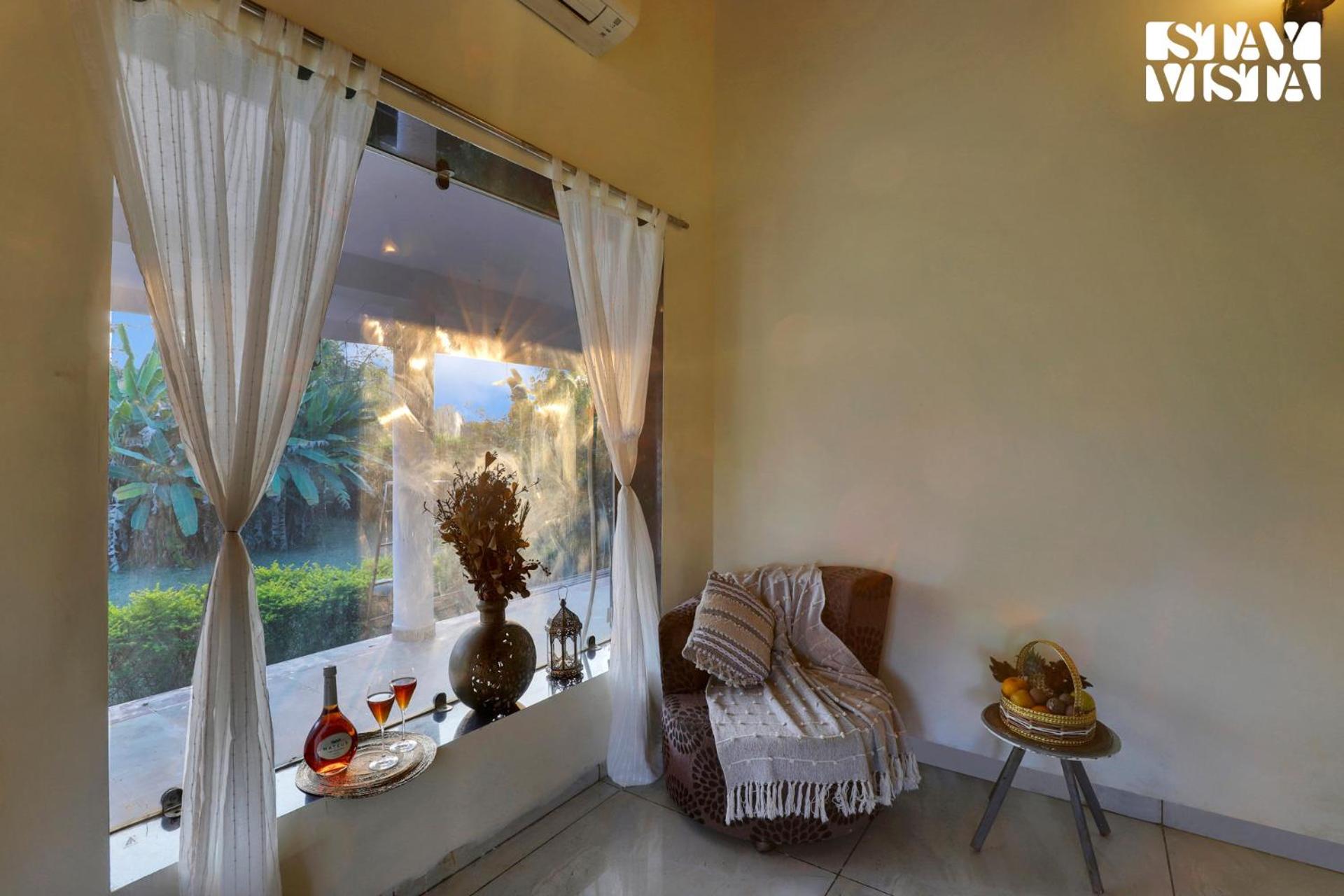 Villa photo 2