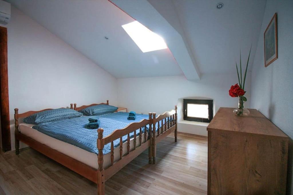 Villa photo 1